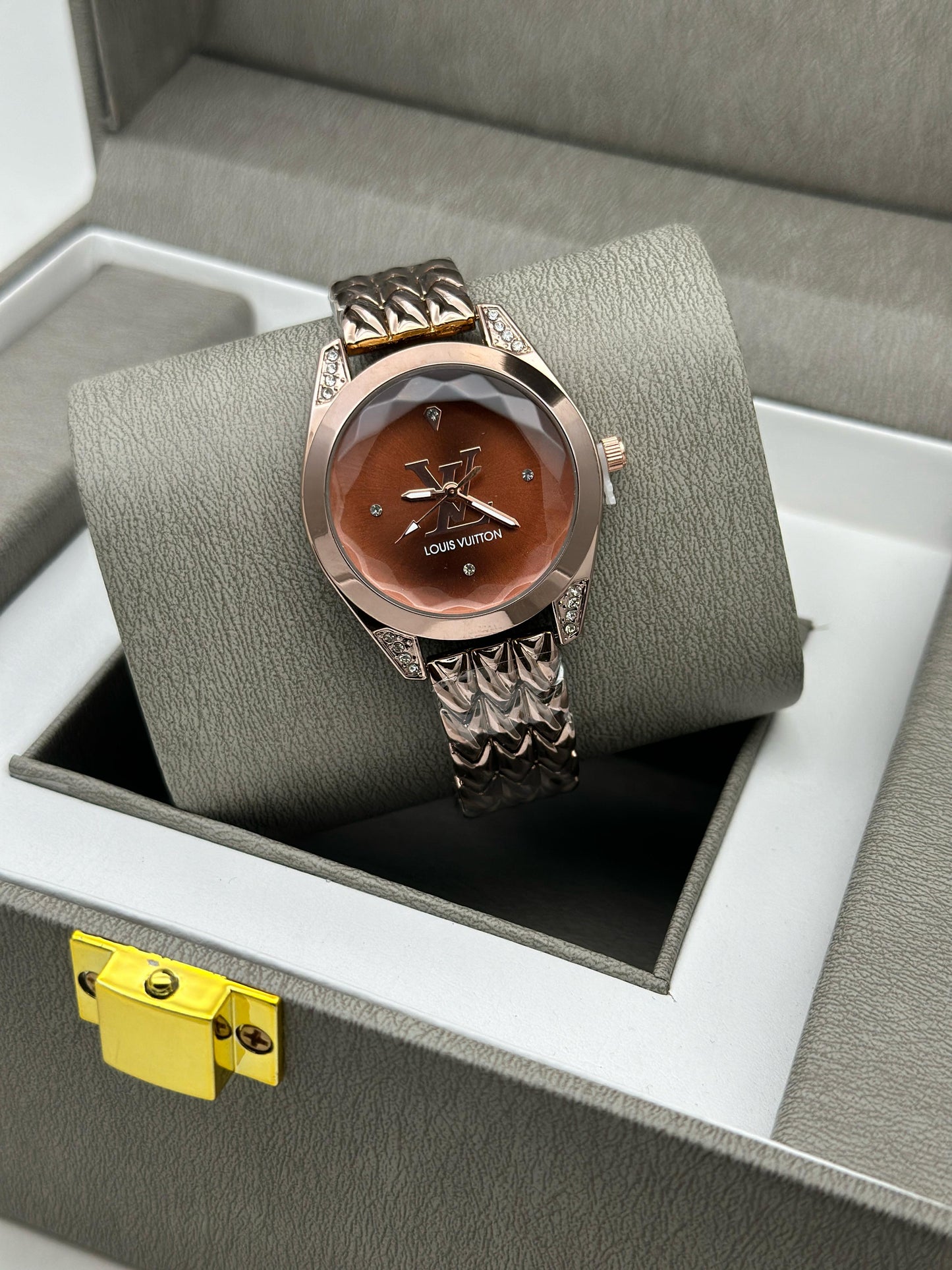 LV women chain watch maurya watch