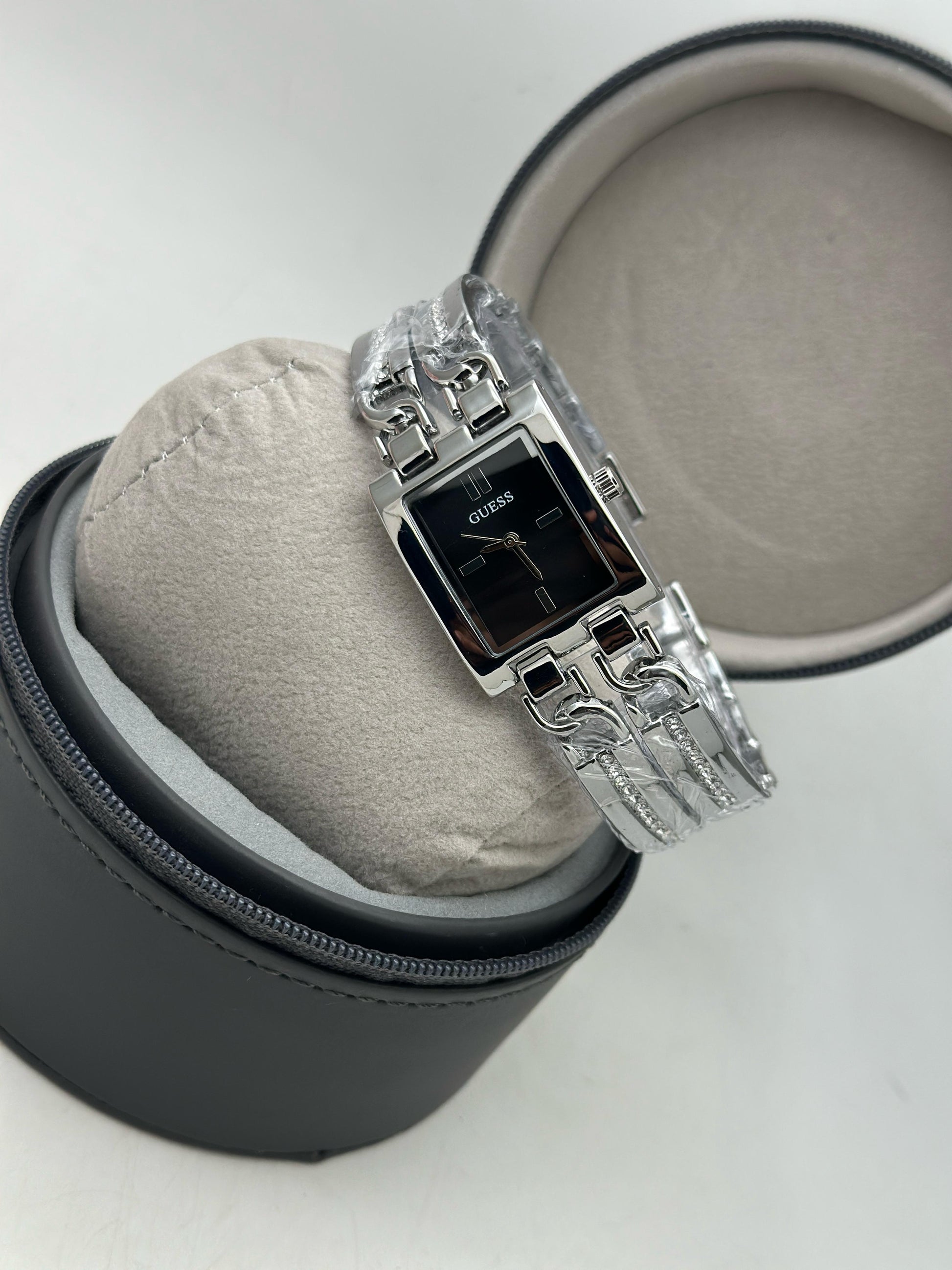 guess,chanel & dior women's watch maurya watch