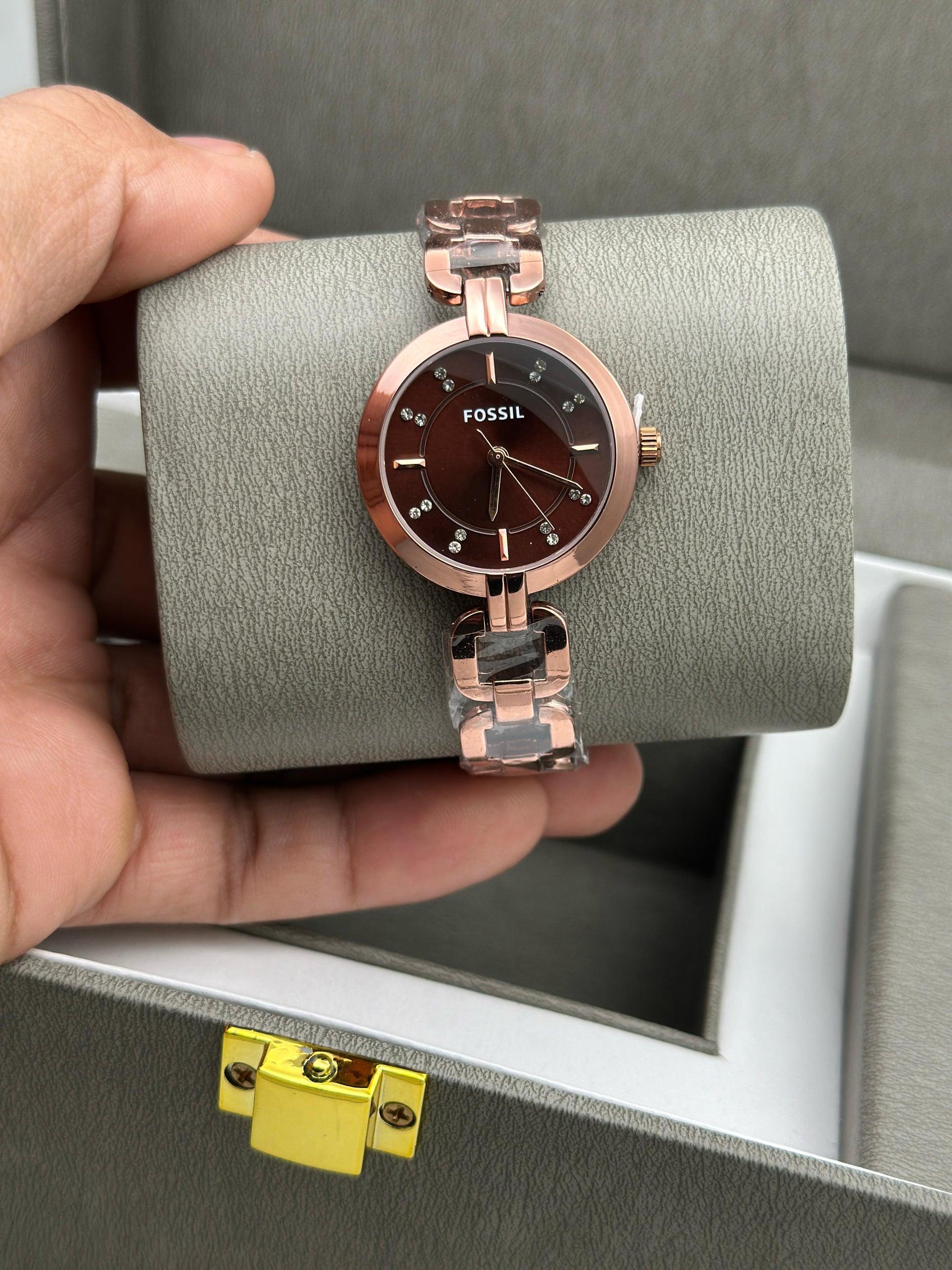 fossil women unique Watches for her maurya watch