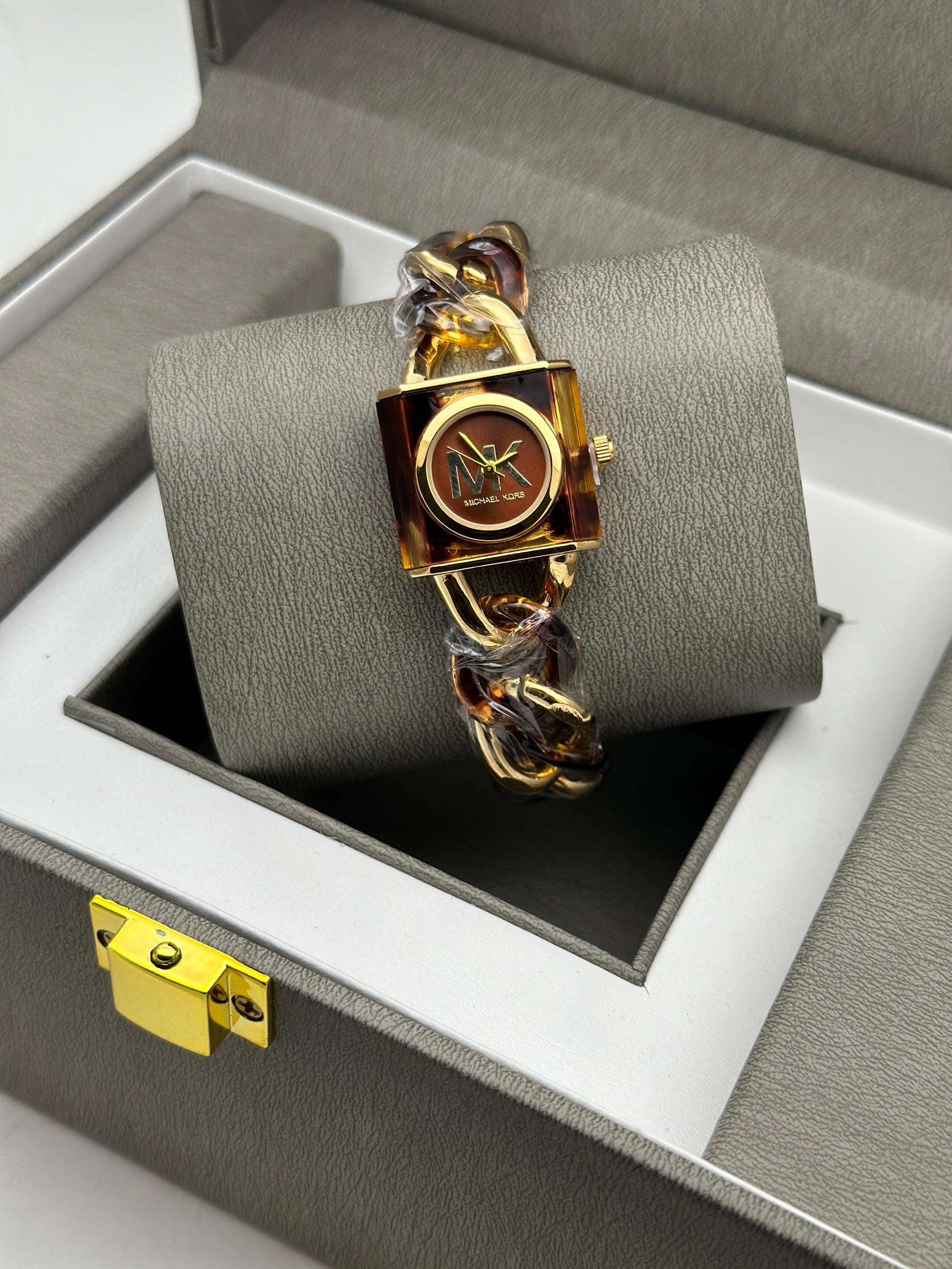 Michael Kors (MK) Ladies Watches – Timeless Luxury and Sophisticated Design invogue watches