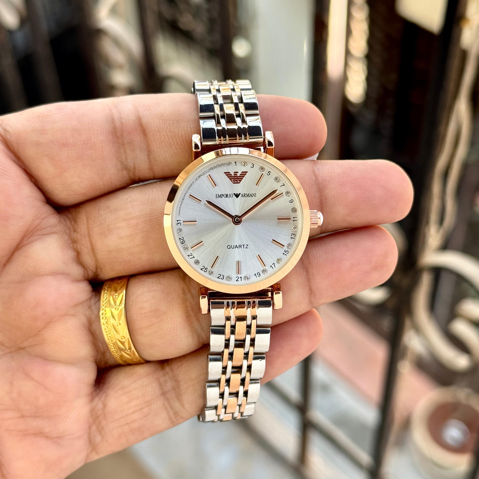 Emporio Armsni for her maurya watch