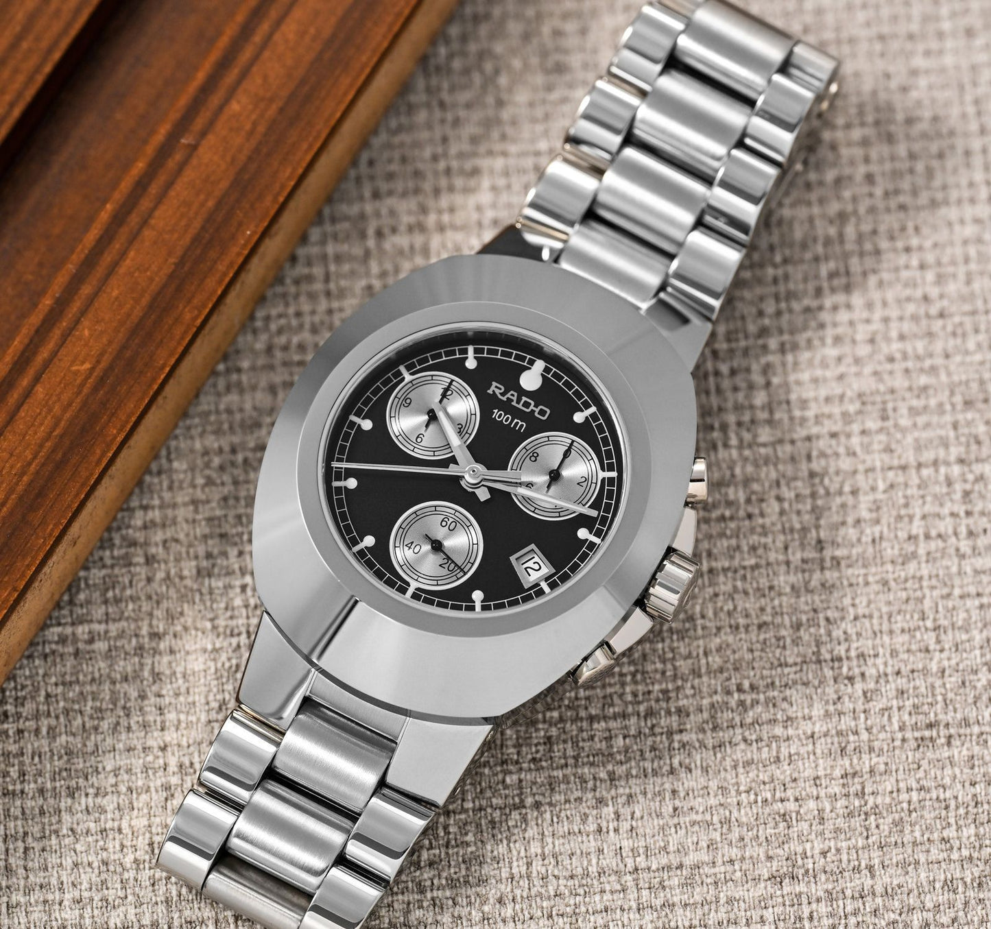 Rado High end quality battery operated machine