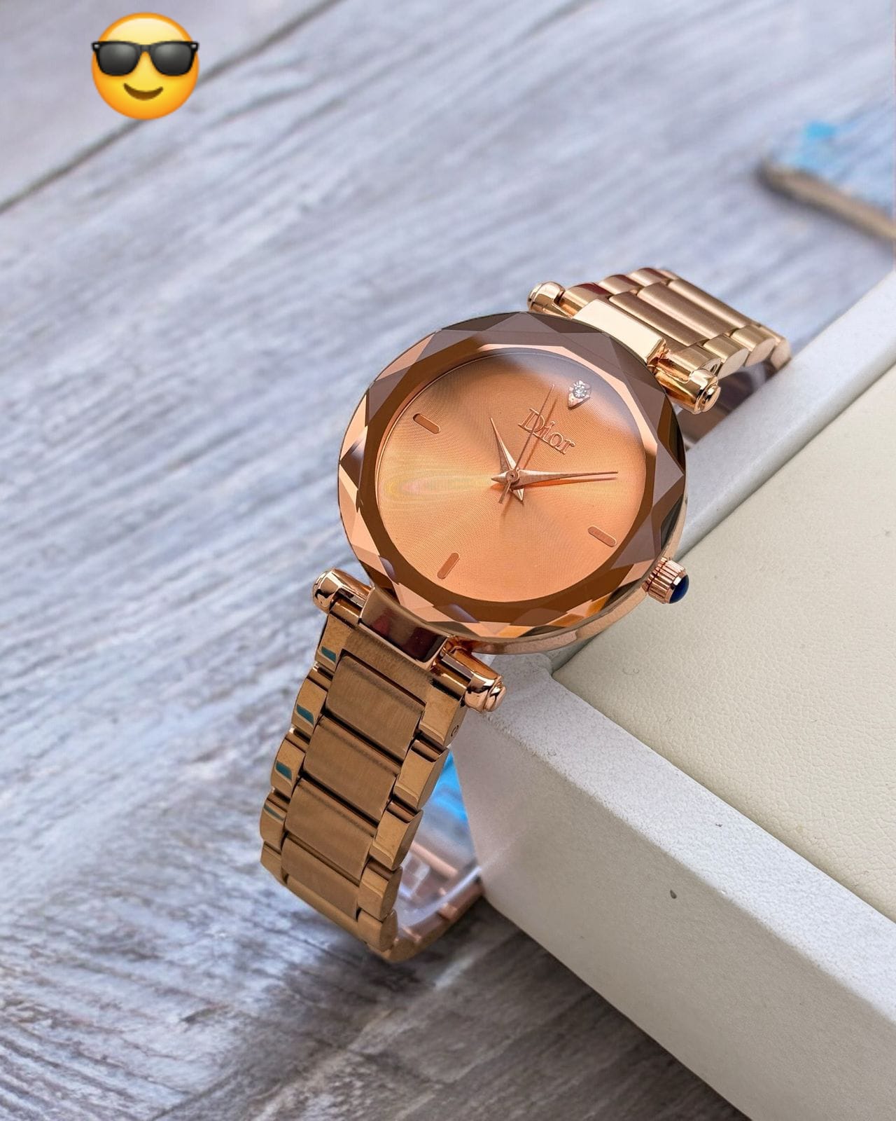 Dior ladies metal chain maurya watch