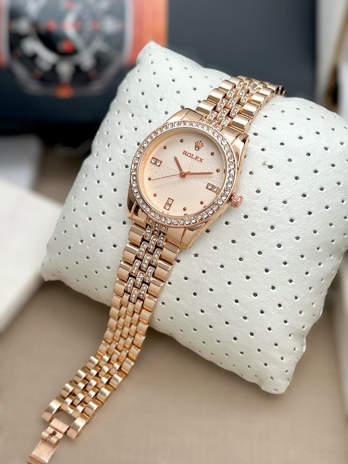 Rolex Rolex Lady-Datejust watch: 18 ct Everose gold maurya watch