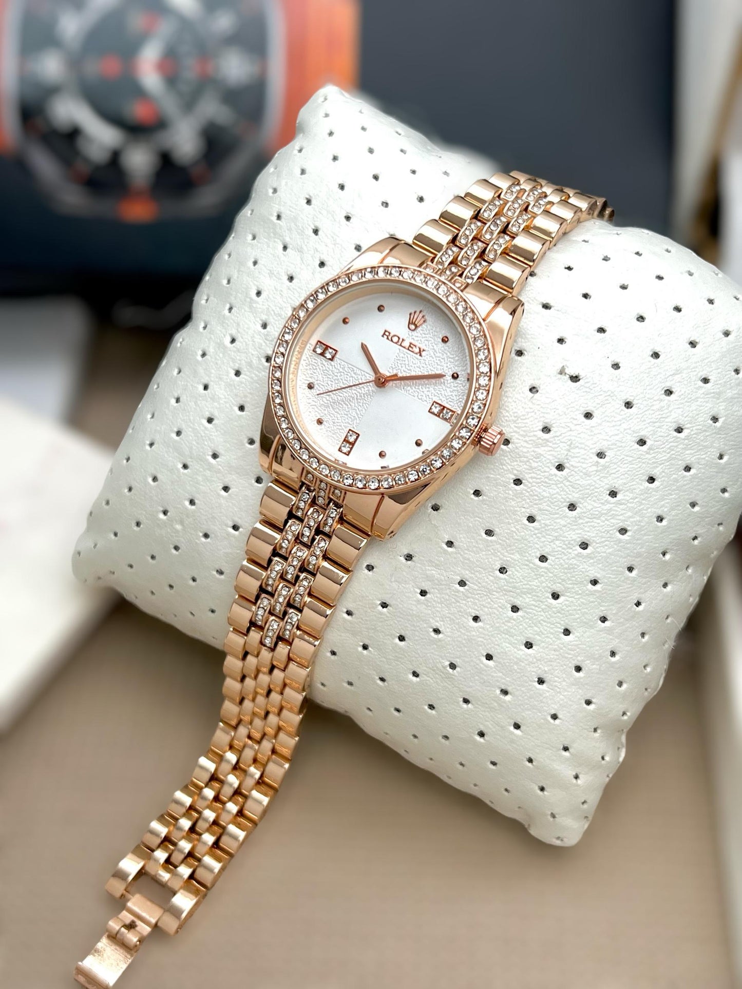 Rolex Rolex Lady-Datejust watch: 18 ct Everose gold maurya watch