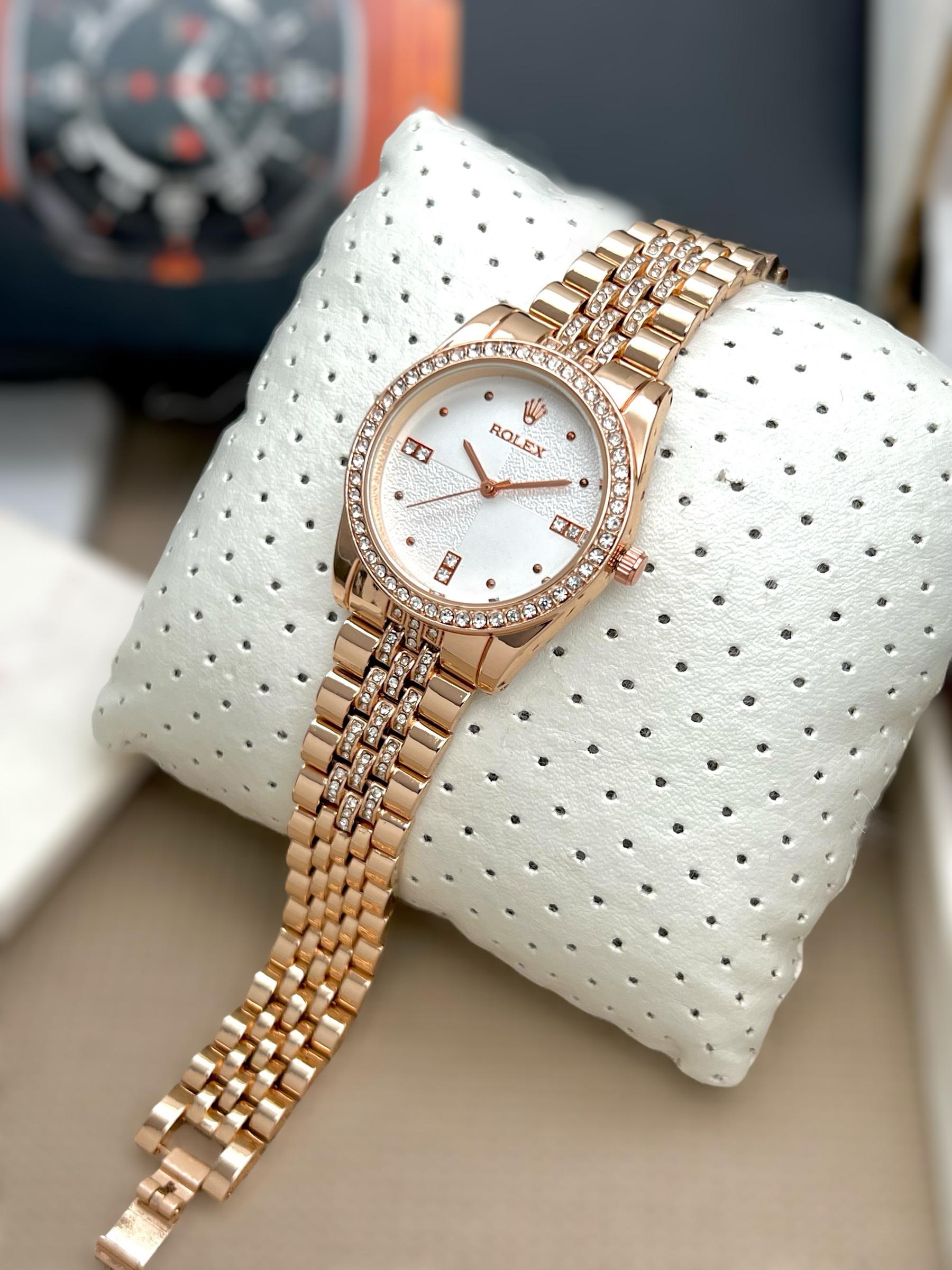 Rolex Rolex Lady-Datejust watch: 18 ct Everose gold maurya watch