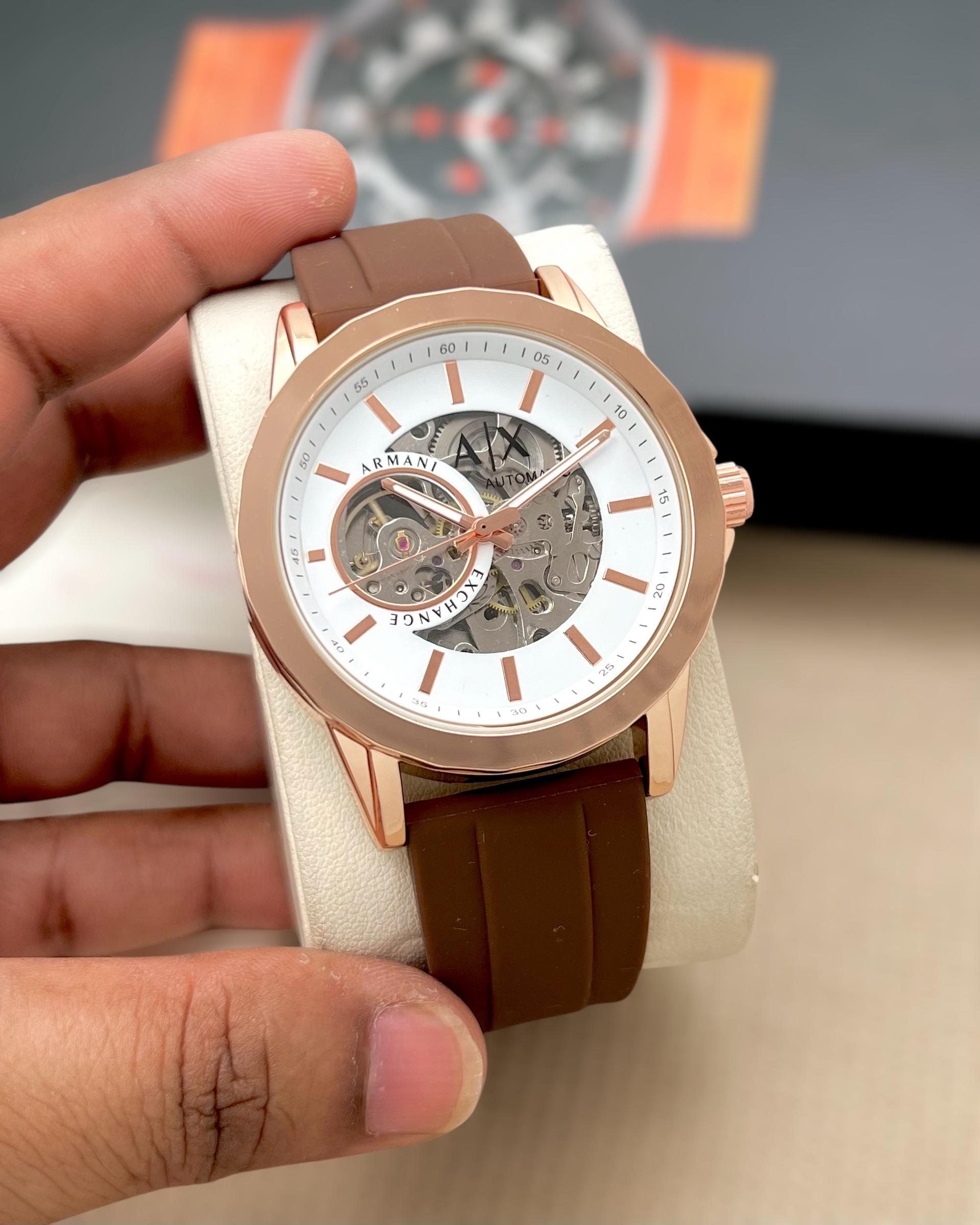 Premium Luxury Wristwatch – Timeless Elegance & Modern Design maurya watch