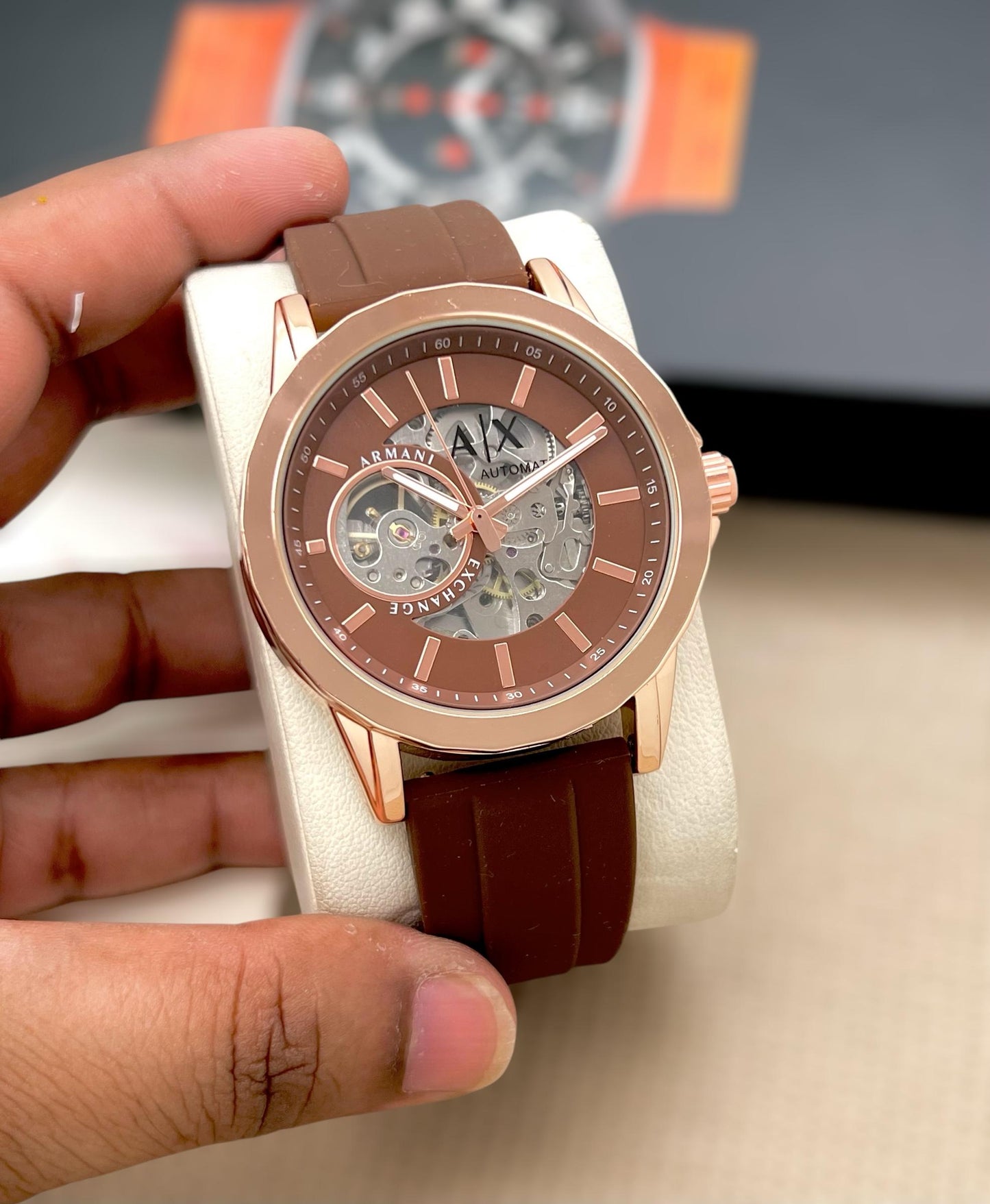 Premium Luxury Wristwatch – Timeless Elegance & Modern Design maurya watch