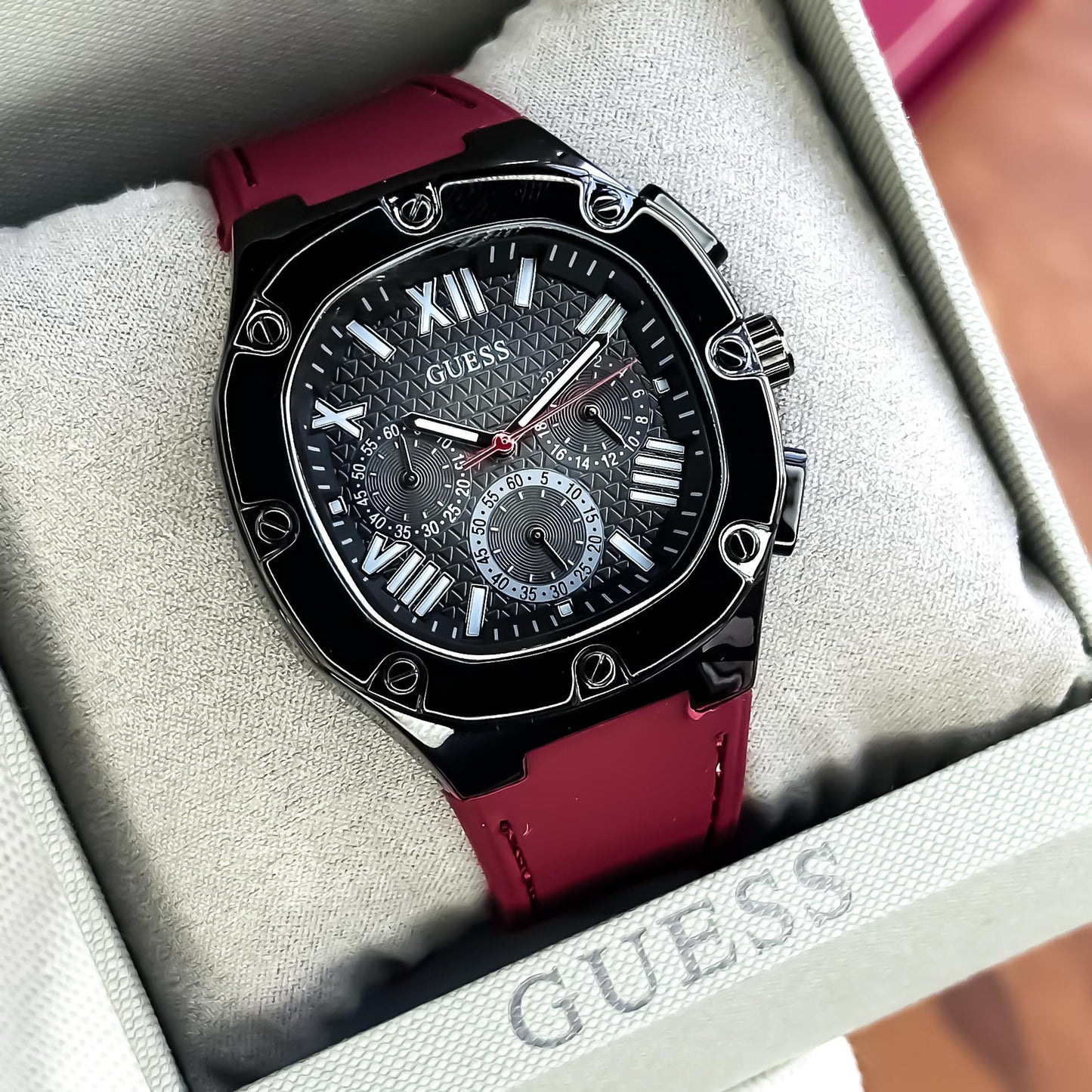 guess grey men's analog silicon watch maurya watch