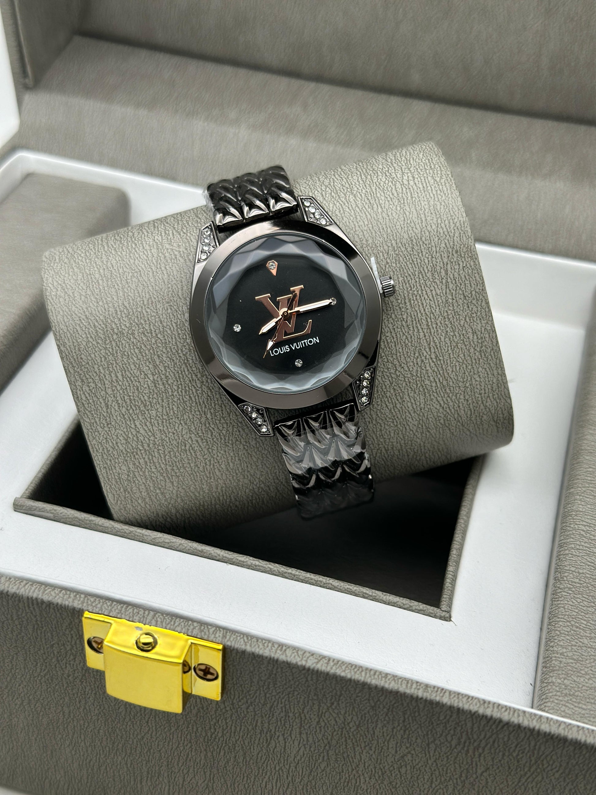 LV women chain watch maurya watch