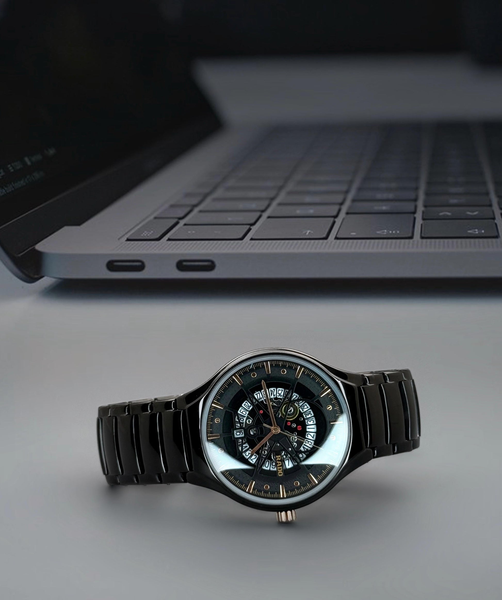 Rado true Round dial maurya watch