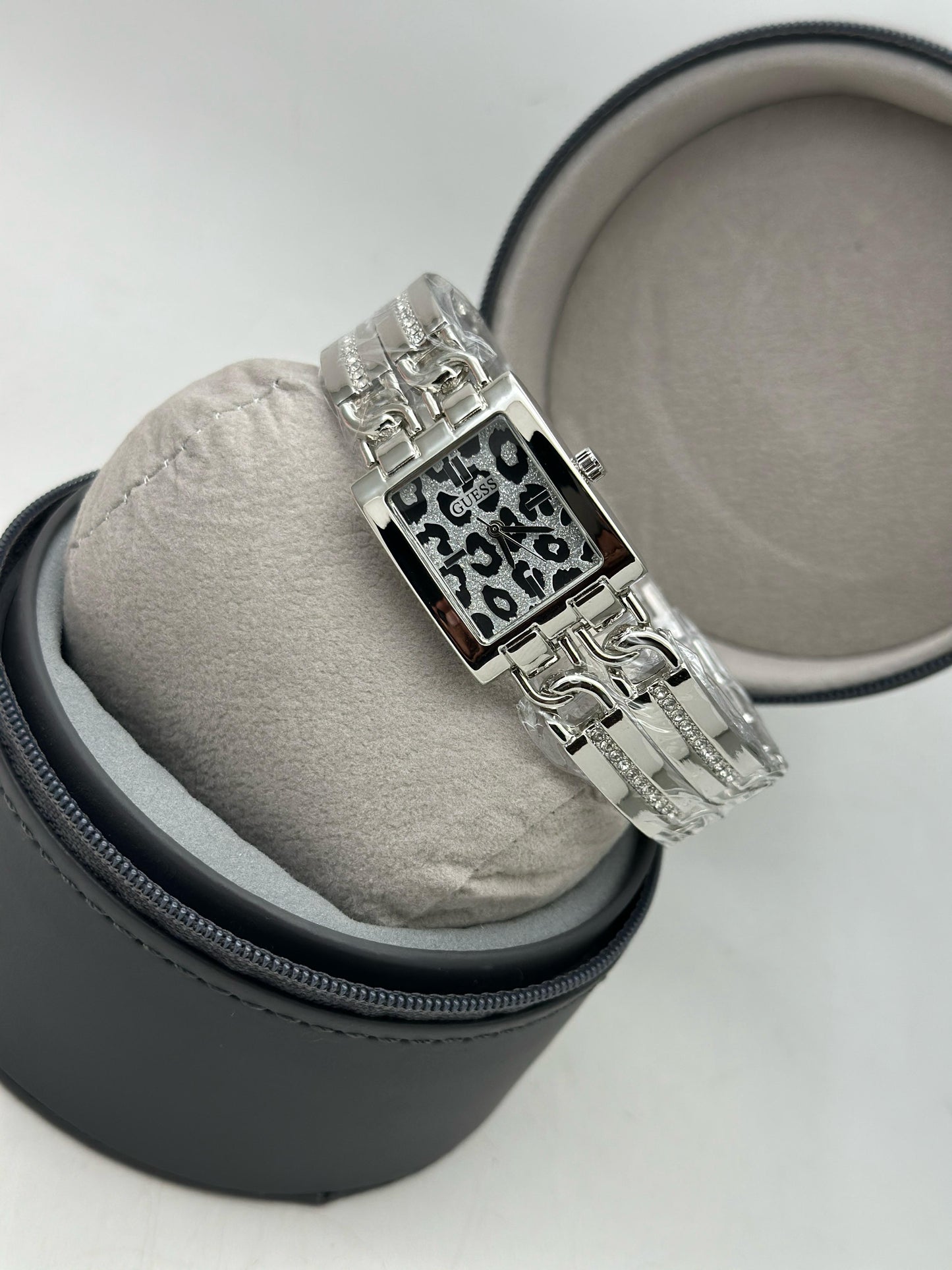 guess,chanel & dior women's watch maurya watch
