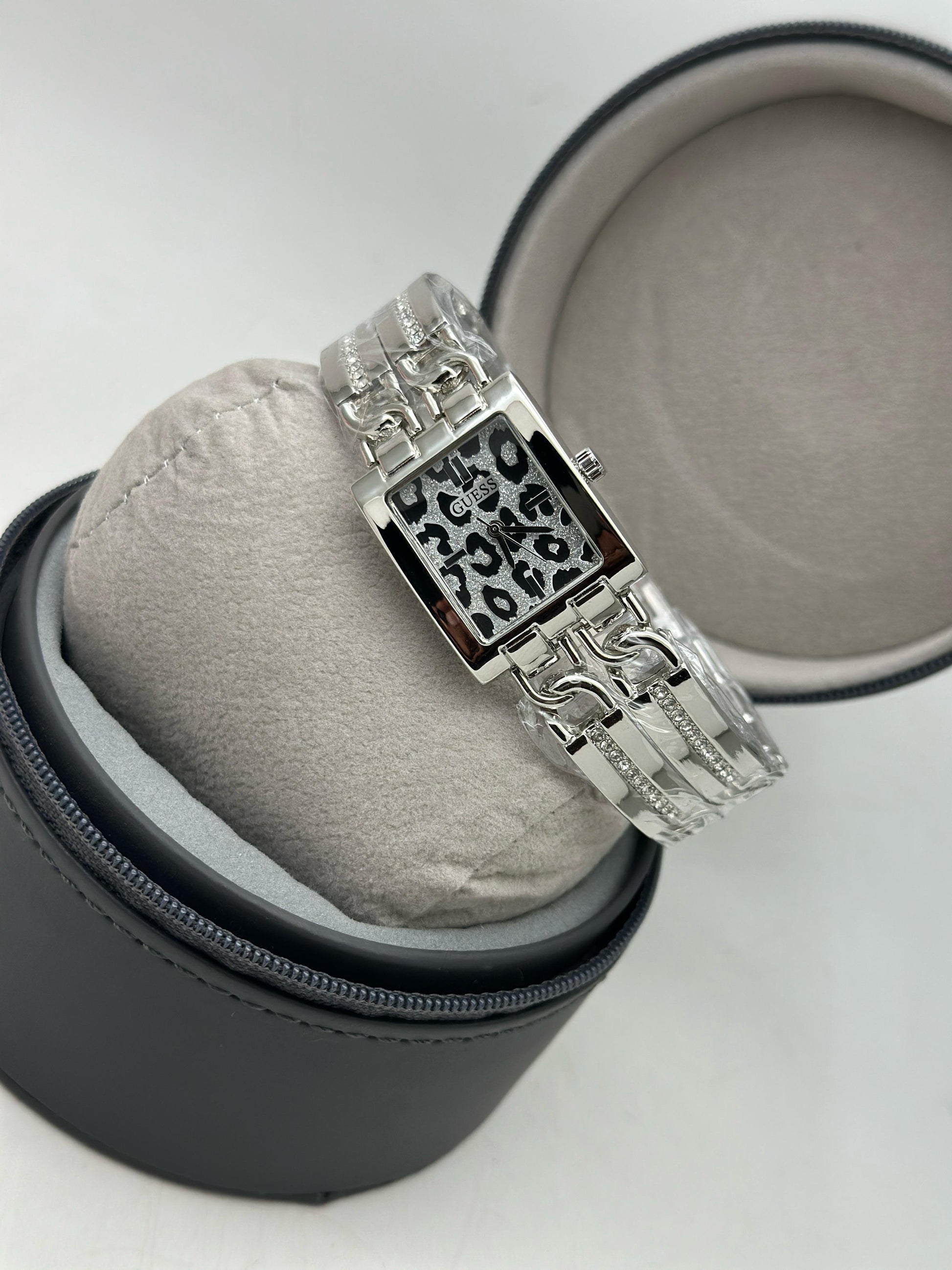 guess,chanel & dior women's watch maurya watch