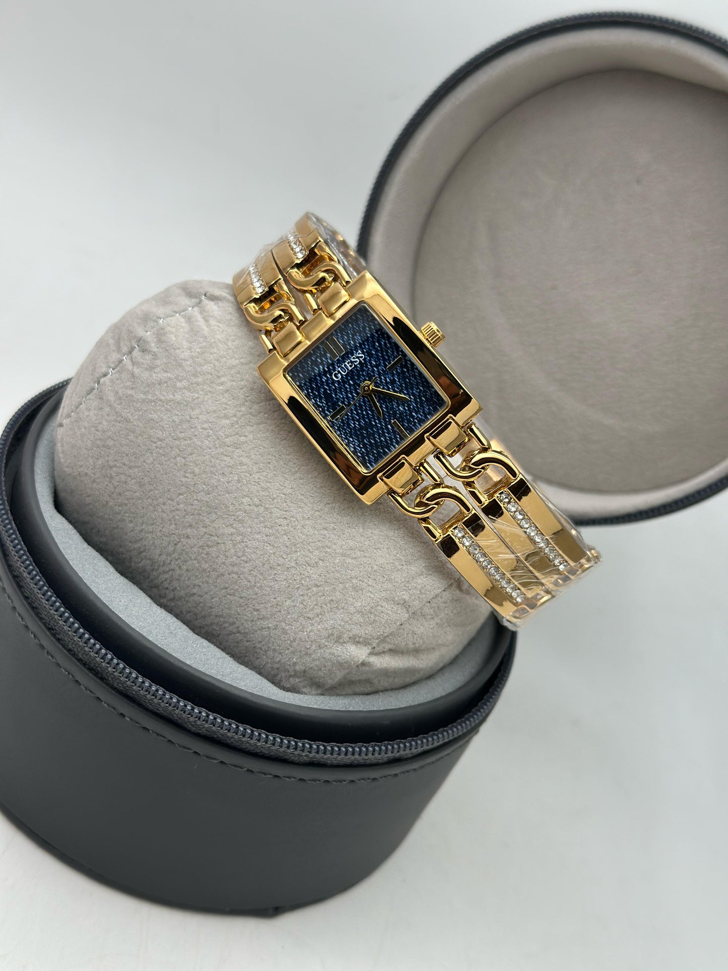 guess,chanel & dior women's watch maurya watch