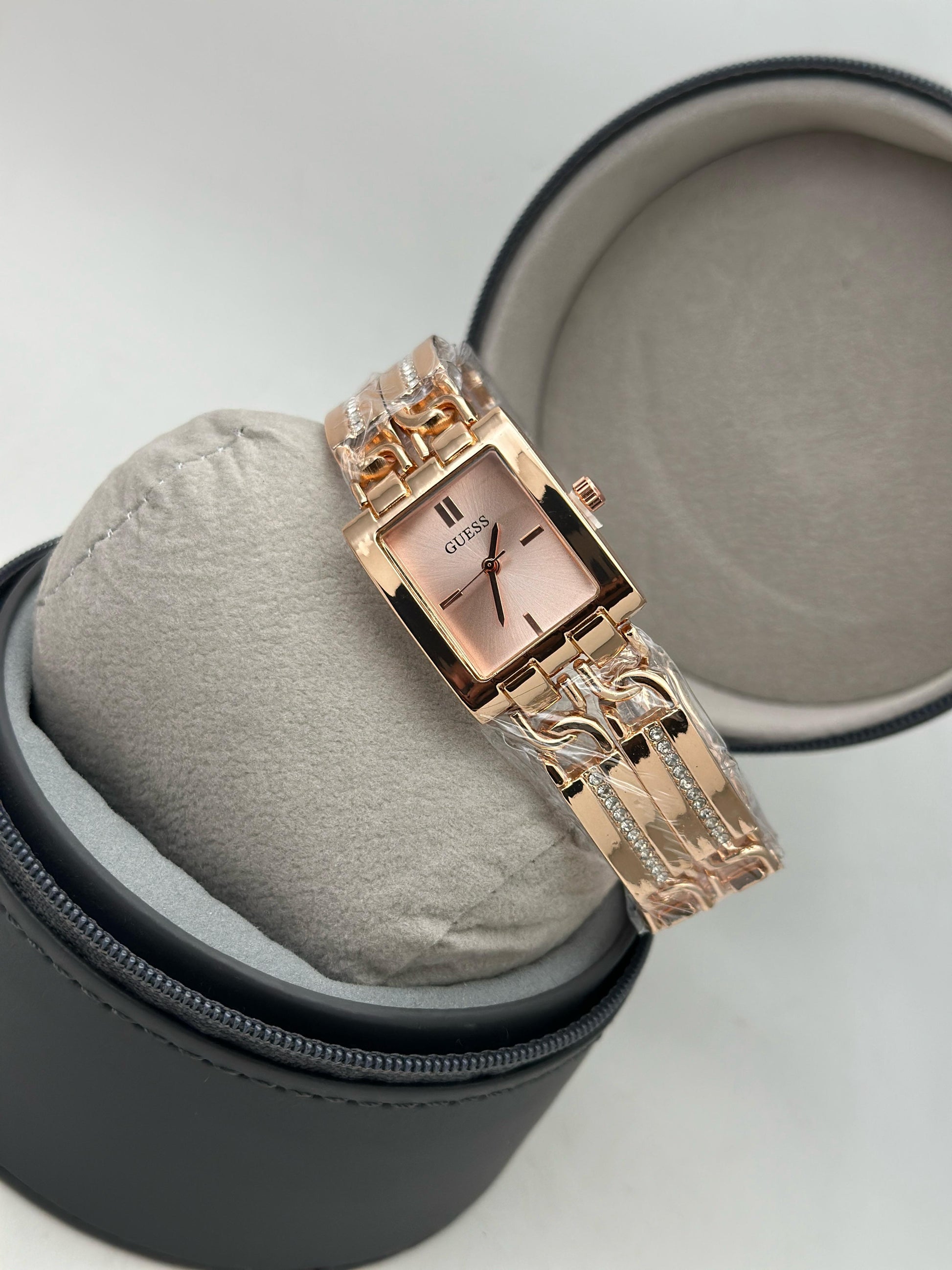guess,chanel & dior women's watch maurya watch