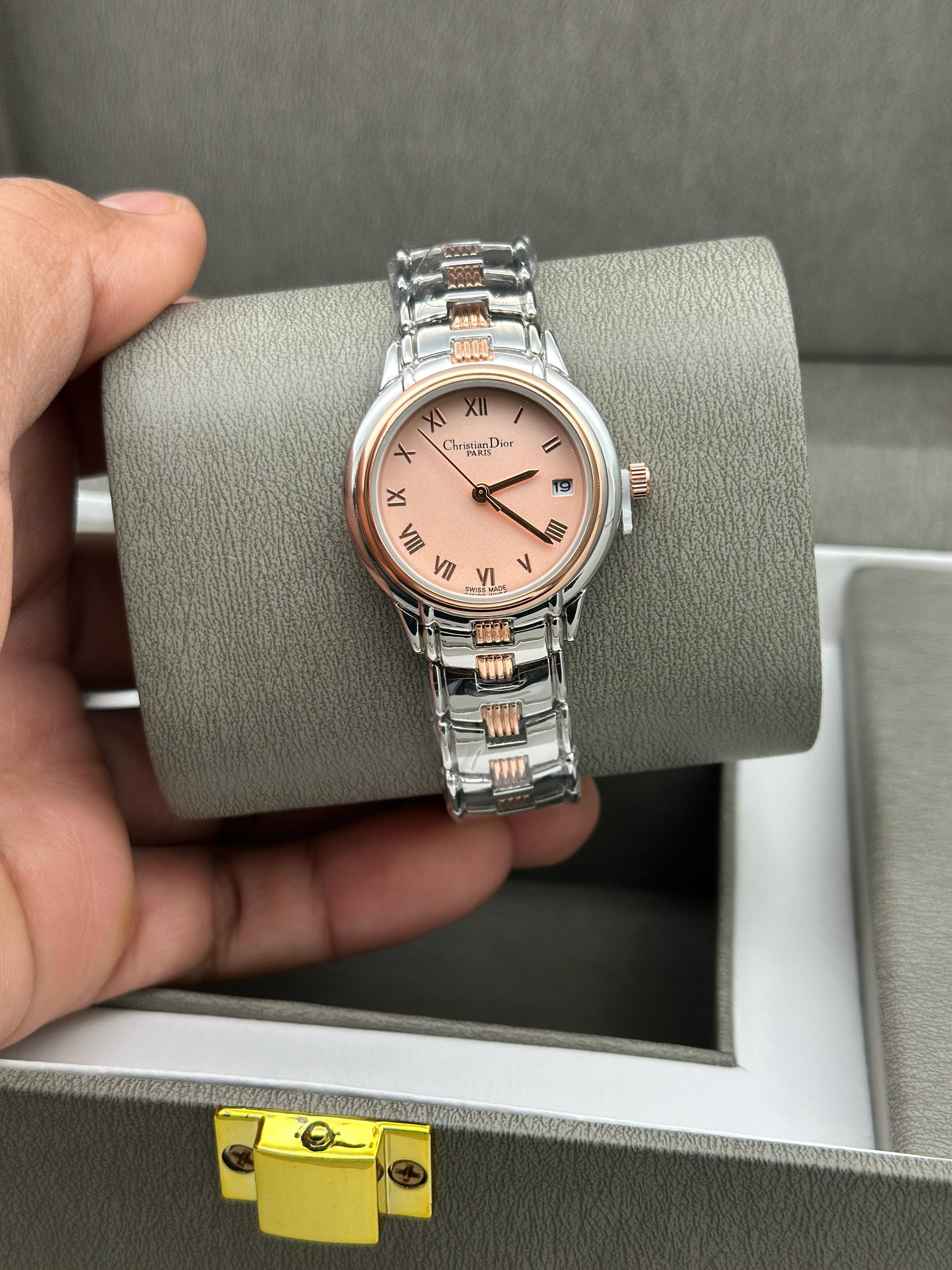 guess,chanel & dior women's watch maurya watch