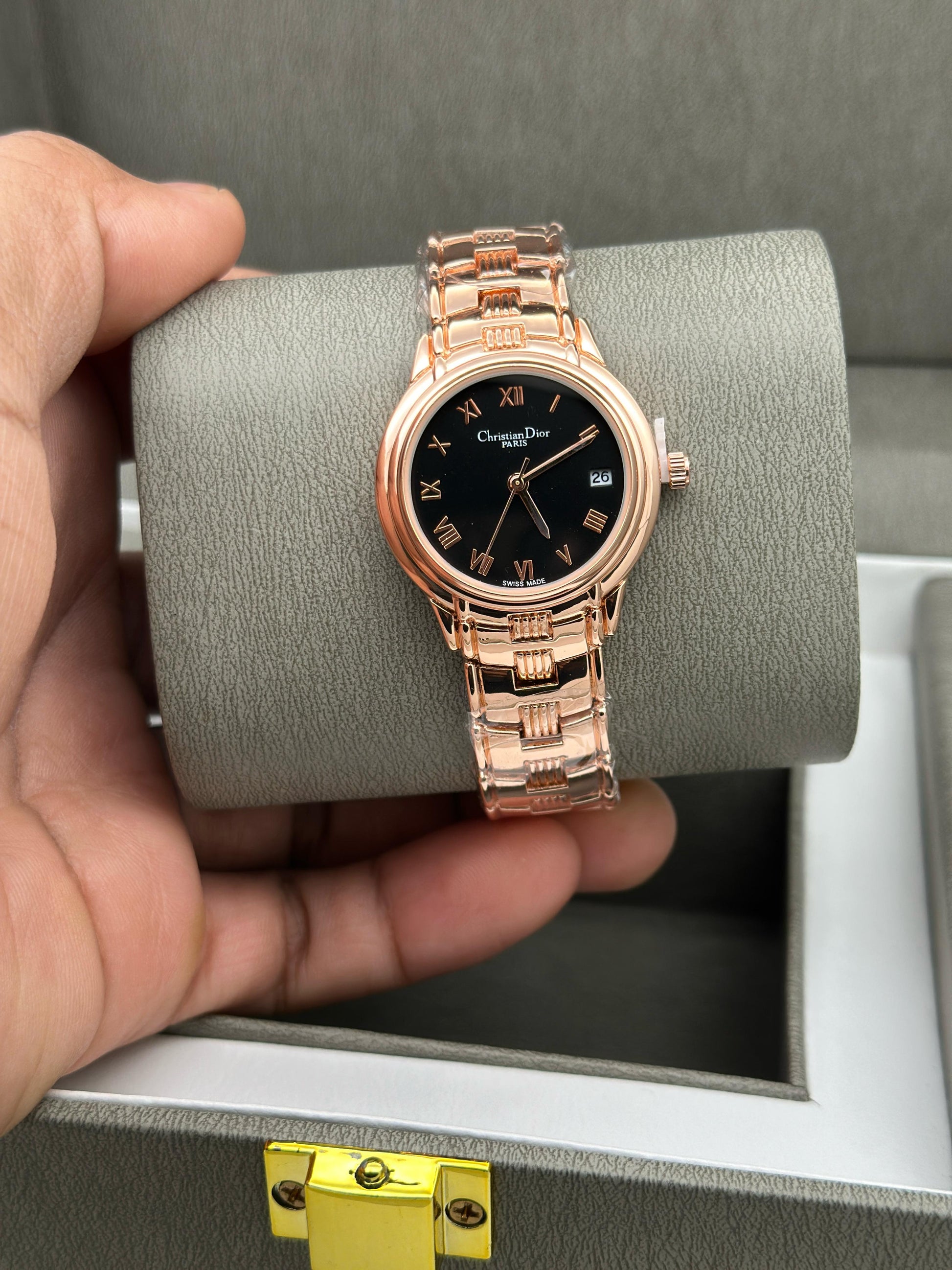 guess,chanel & dior women's watch maurya watch
