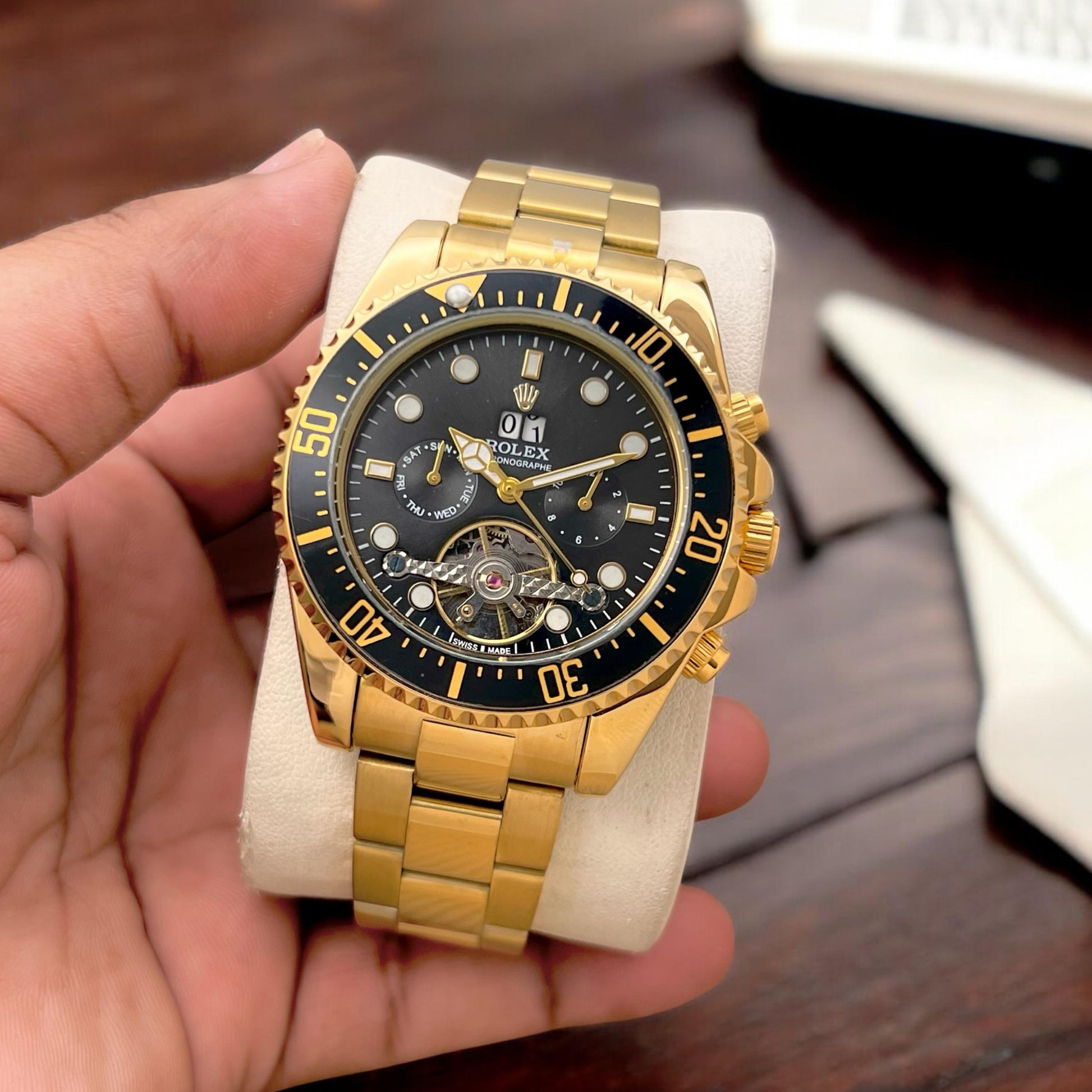 ROLEX – Power Meets Prestige A bold expression of class with fully functional chronographs and a high-performance automatic machine. 🔥⌚ ROBIN WATCH WHOLESALE