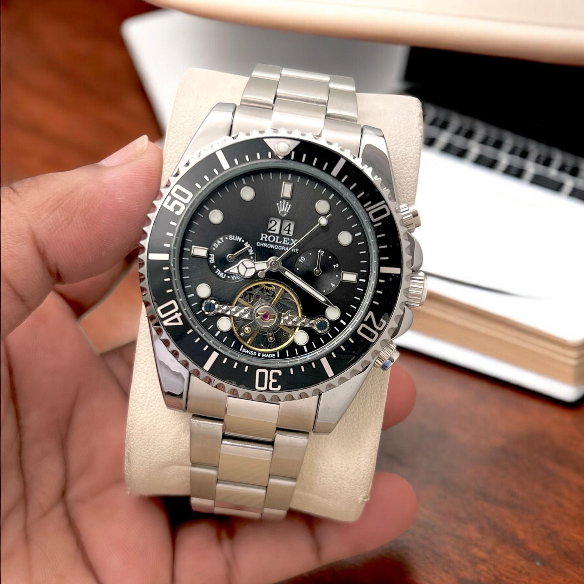 ROLEX – Power Meets Prestige A bold expression of class with fully functional chronographs and a high-performance automatic machine. 🔥⌚ ROBIN WATCH WHOLESALE
