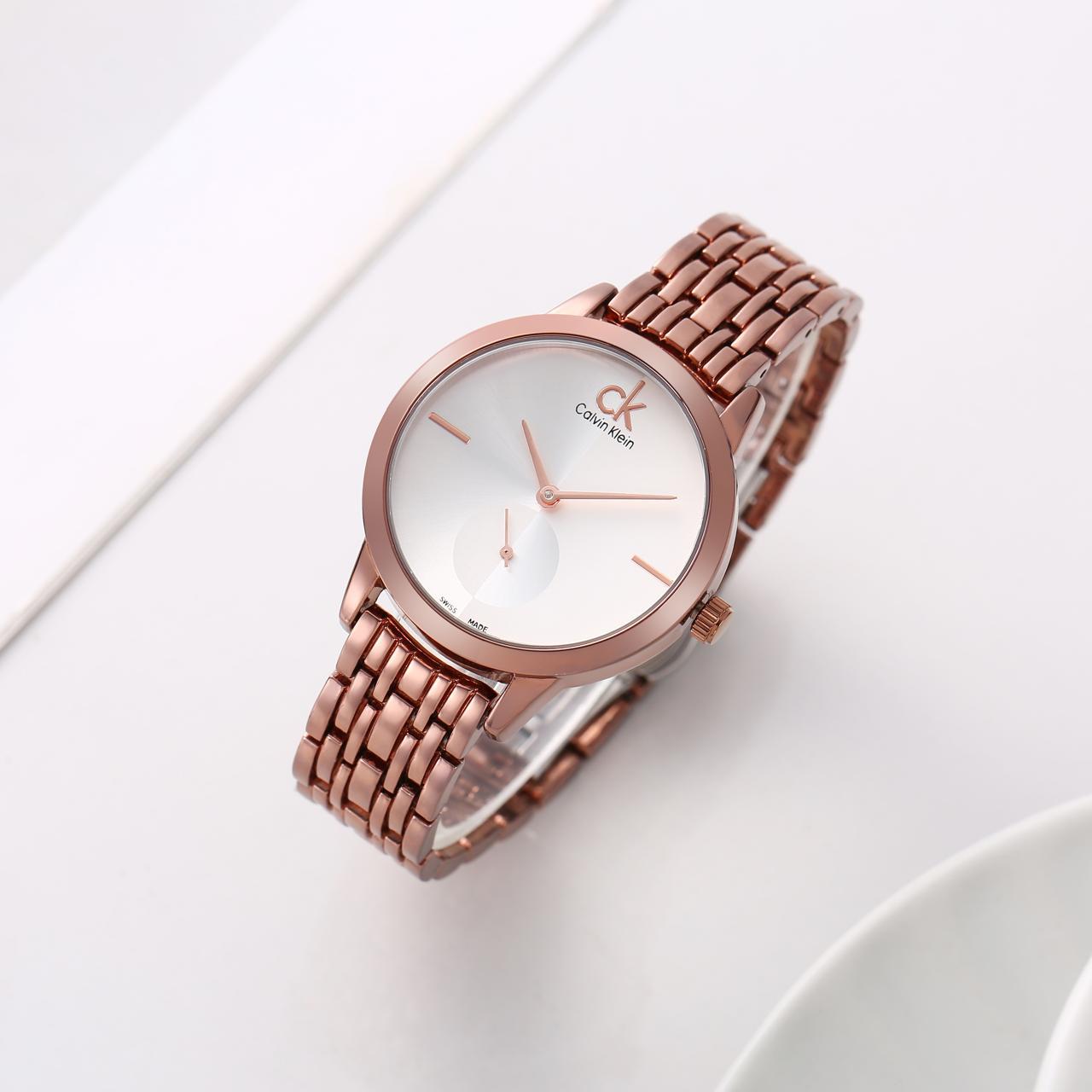 calvin klein, versace, chanel, gucci, swarovski women's watch for her maurya watch