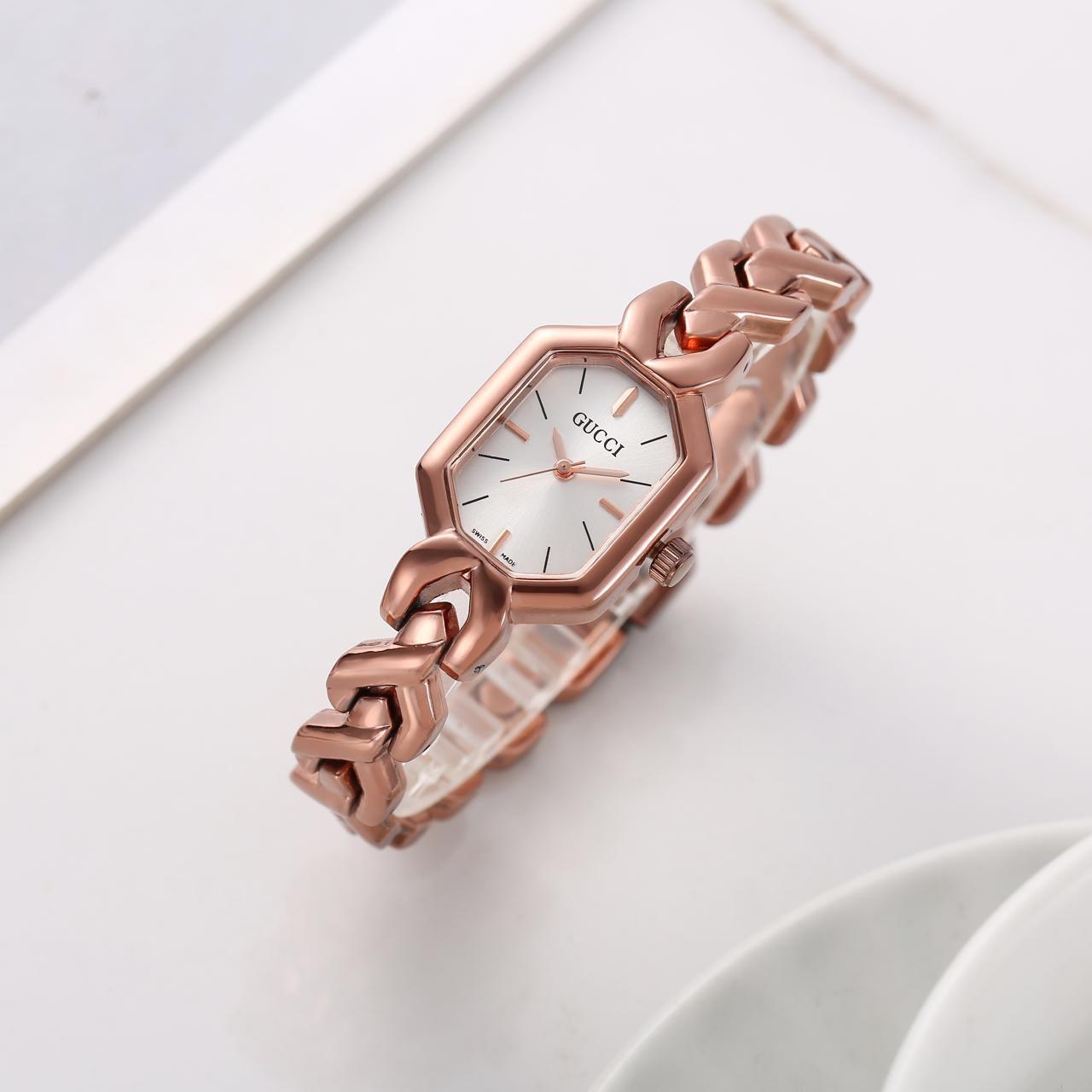 calvin klein, versace, chanel, gucci, swarovski women's watch for her maurya watch