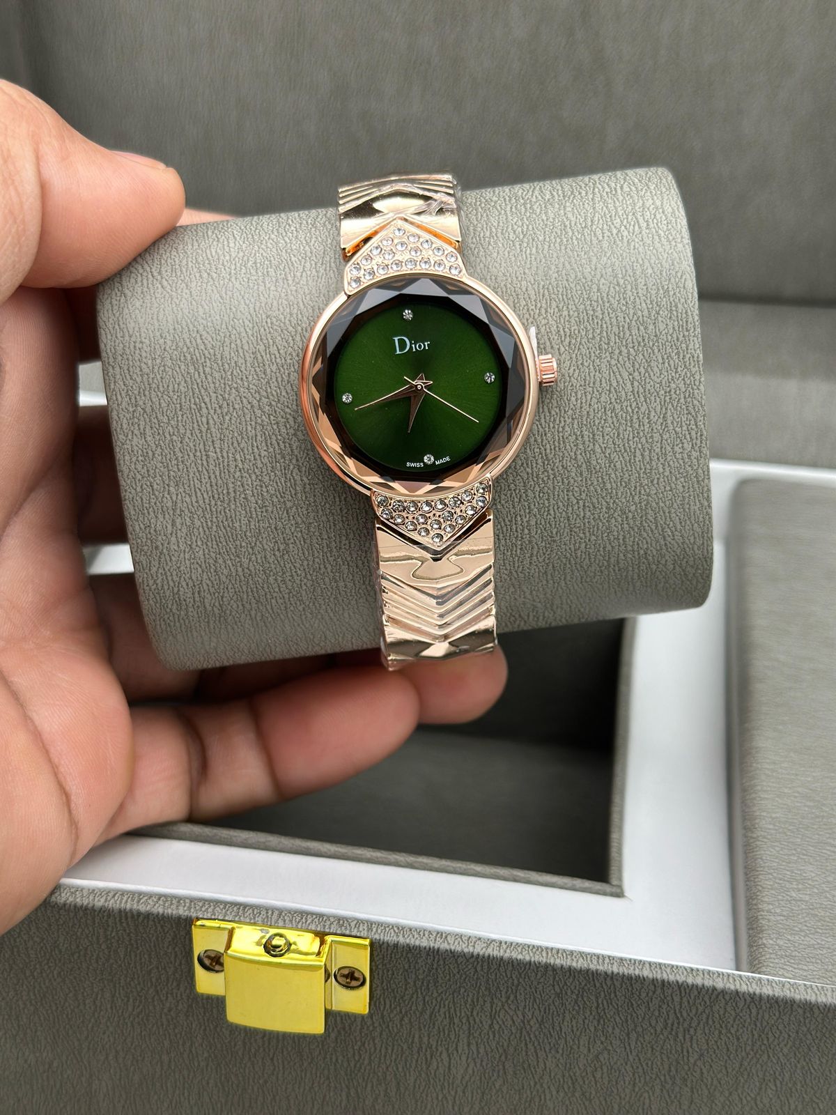 Dior women &nbsp;unique Watches for her ROBIN WATCH WHOLESALE