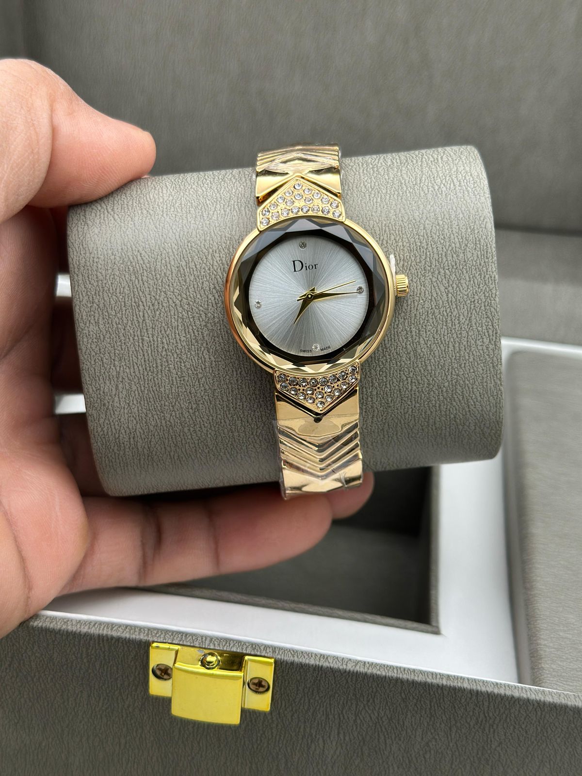 Dior women &nbsp;unique Watches for her ROBIN WATCH WHOLESALE