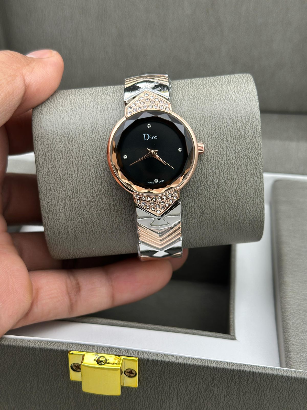 Dior women &nbsp;unique Watches for her ROBIN WATCH WHOLESALE