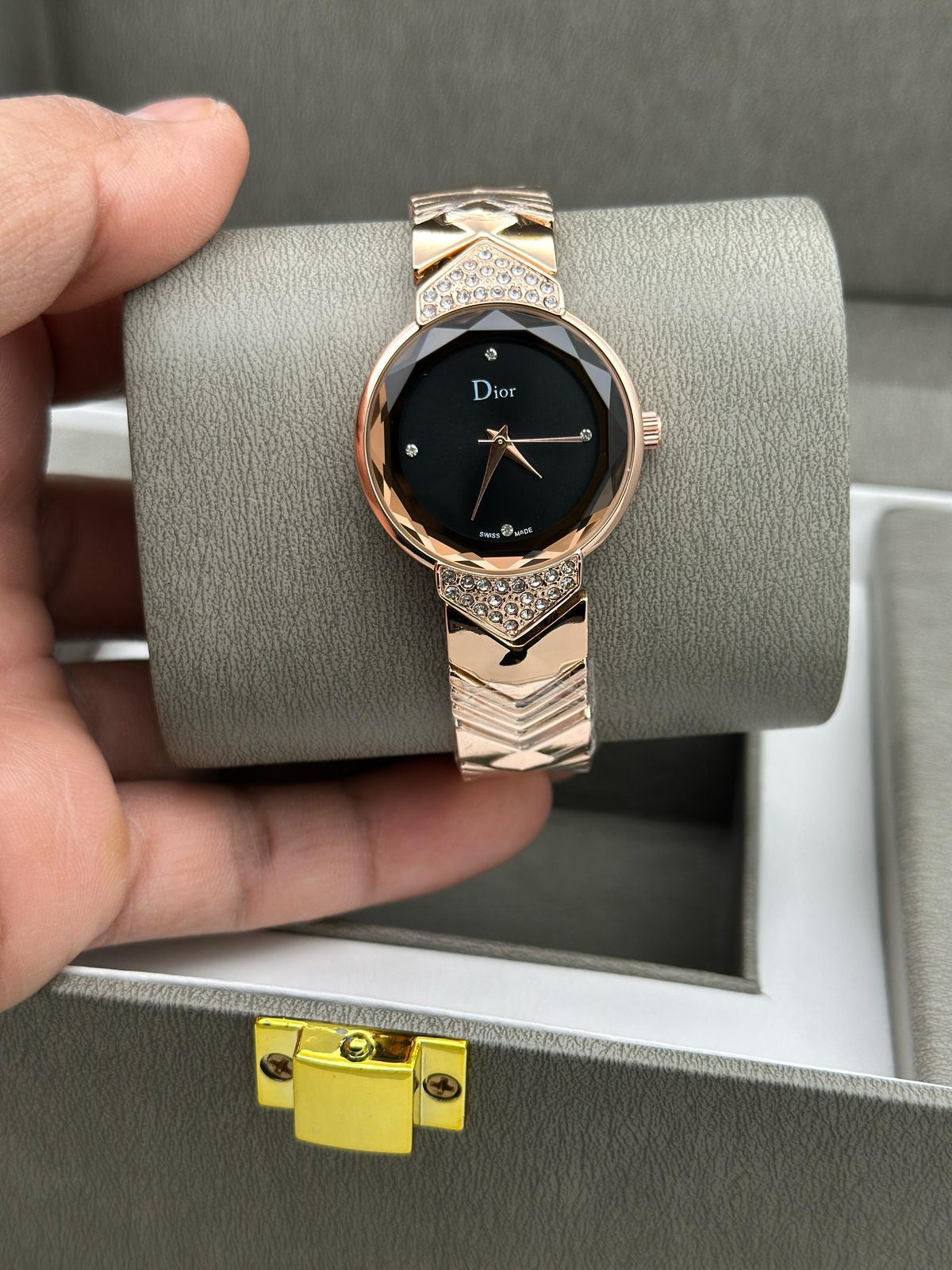 Dior women &nbsp;unique Watches for her ROBIN WATCH WHOLESALE