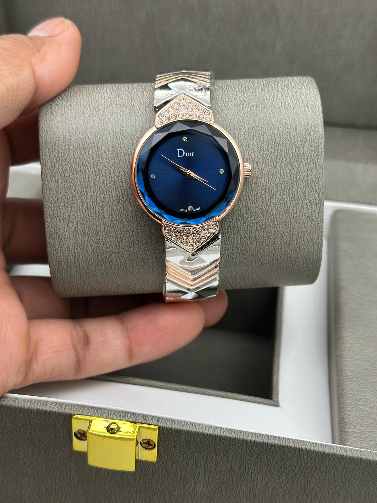 Dior women &nbsp;unique Watches for her ROBIN WATCH WHOLESALE
