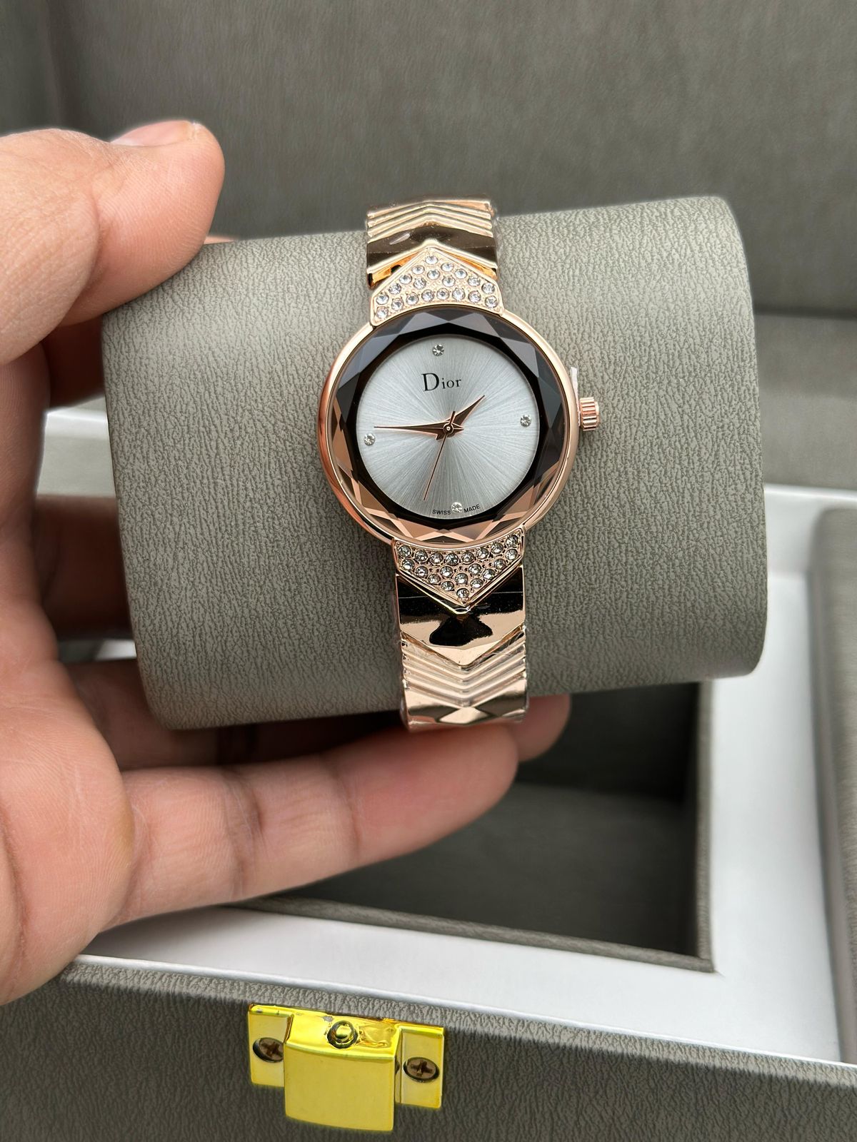 Dior women &nbsp;unique Watches for her ROBIN WATCH WHOLESALE