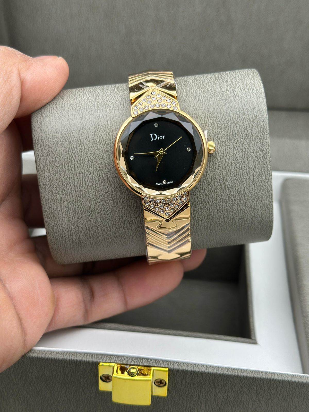 Dior women &nbsp;unique Watches for her ROBIN WATCH WHOLESALE