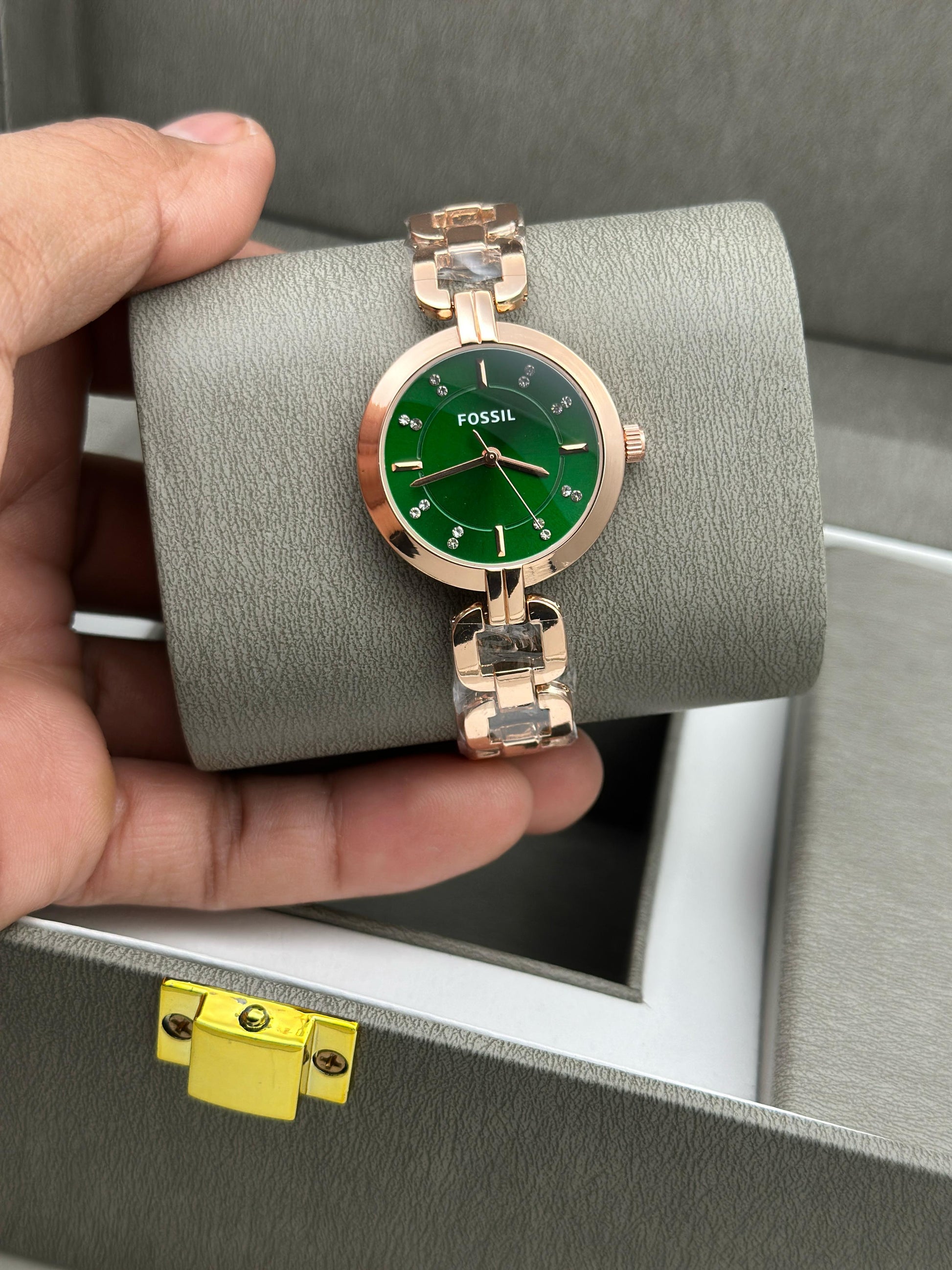 fossil women unique Watches for her maurya watch
