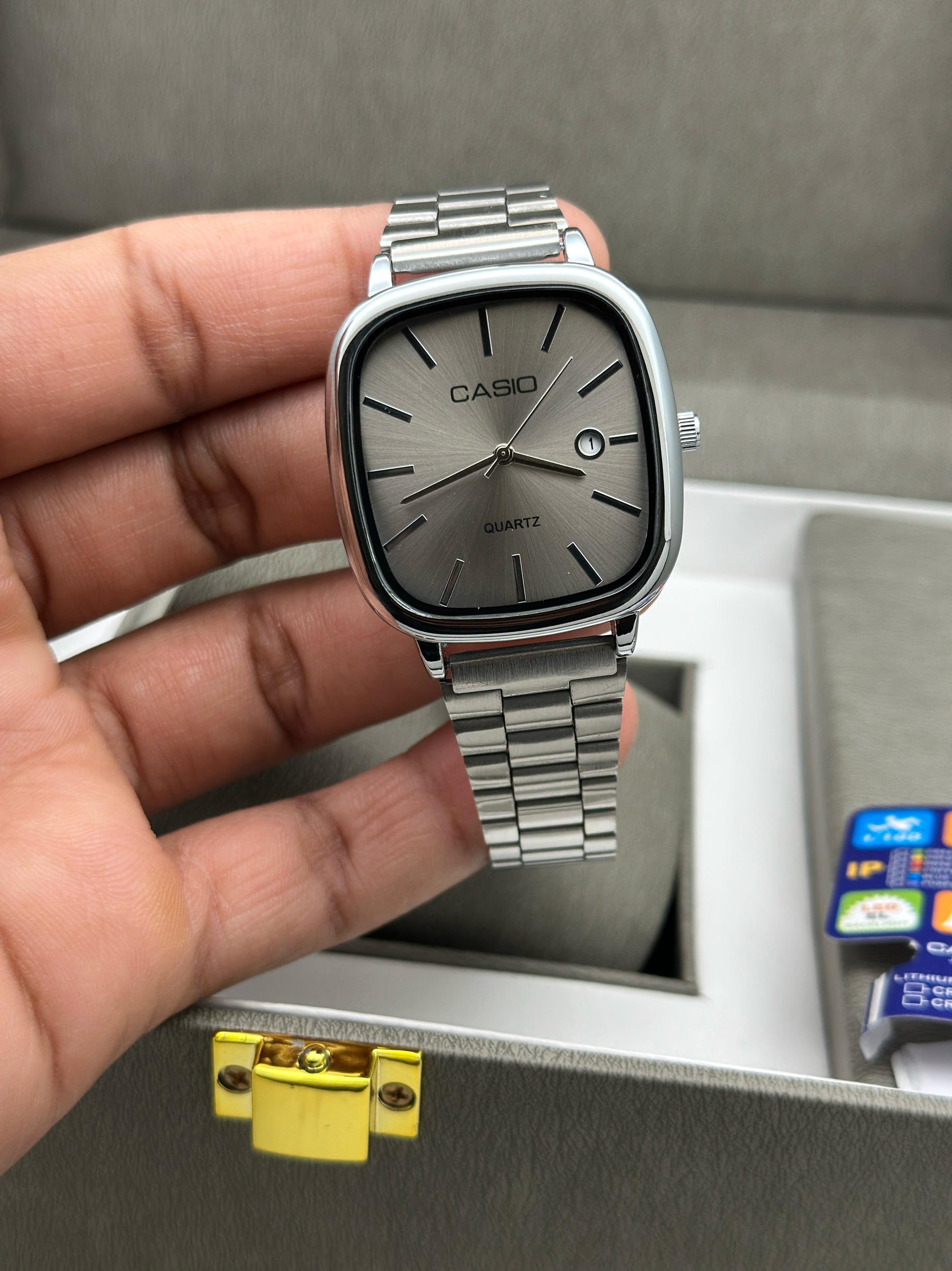 CASIO vintage LTP-E117D Analog Stainless Steel Watch for Unisex invogue watches