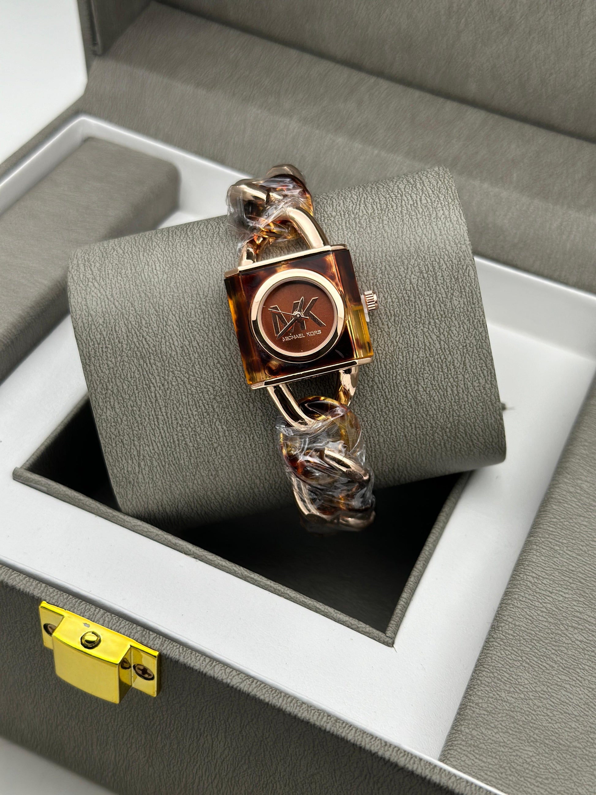 Michael Kors (MK) Ladies Watches – Timeless Luxury and Sophisticated Design invogue watches