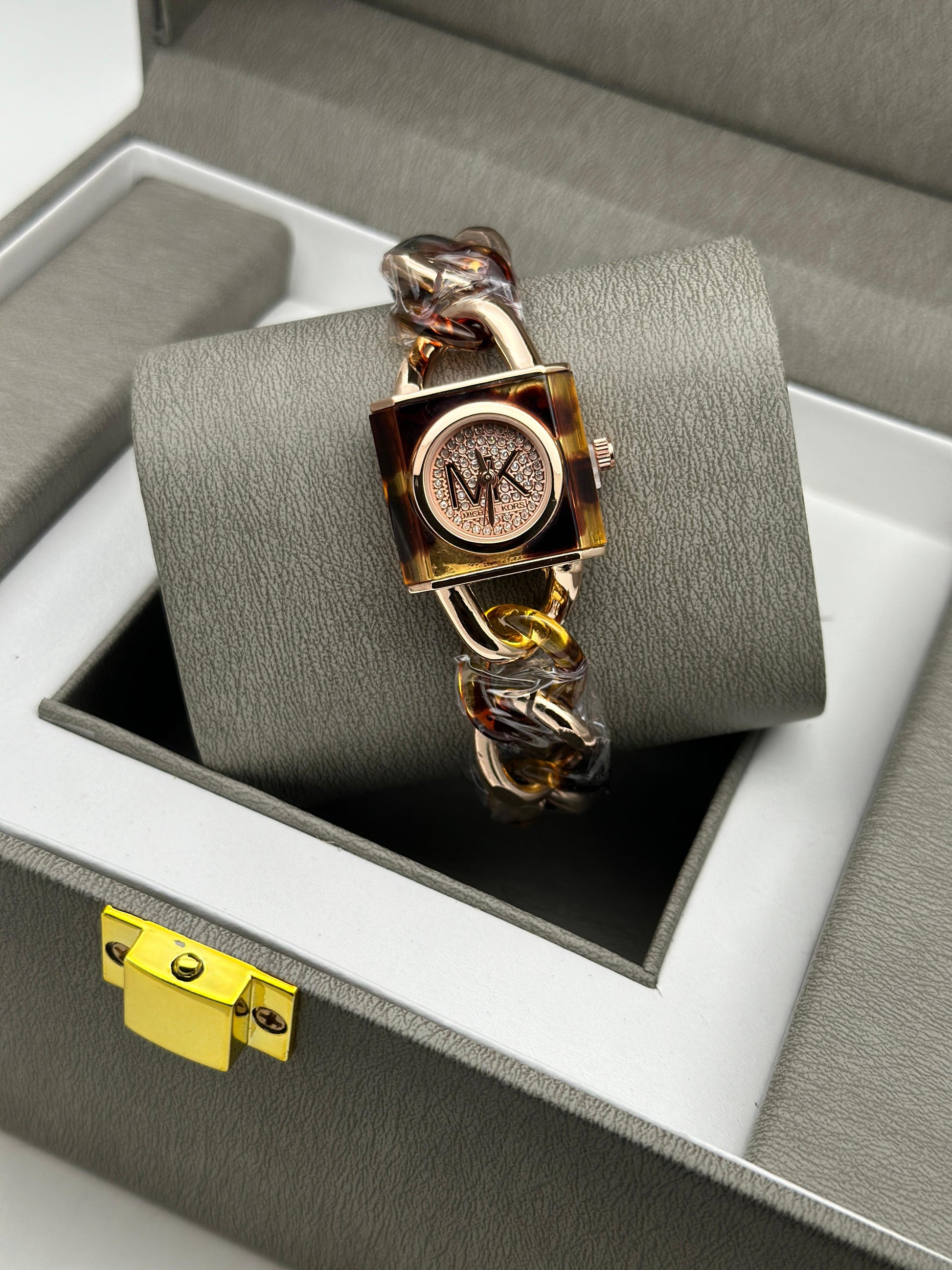 Michael Kors (MK) Ladies Watches – Timeless Luxury and Sophisticated Design invogue watches