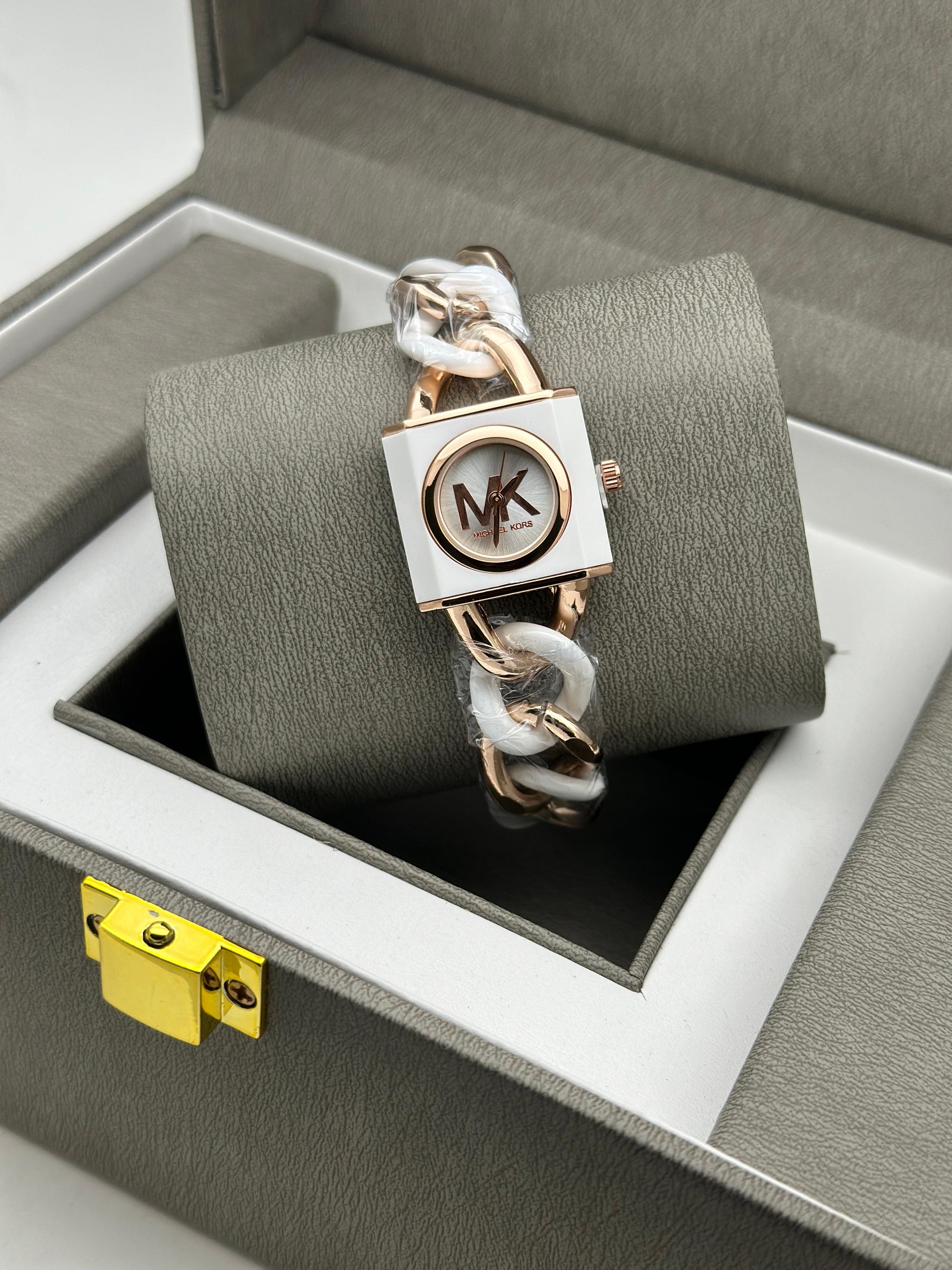Michael Kors (MK) Ladies Watches – Timeless Luxury and Sophisticated Design invogue watches