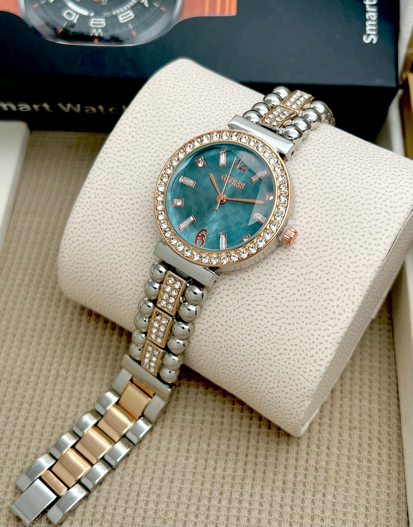 Ladies watch  Daimond  Premium quality ROBIN WATCH WHOLESALE