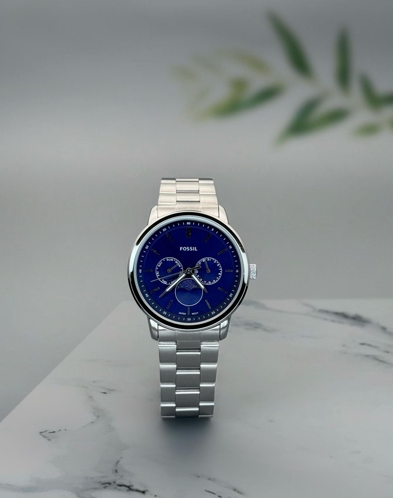 The Fossil Neutra Minimalist Black Watch FS5904 ROBIN WATCH WHOLESALE