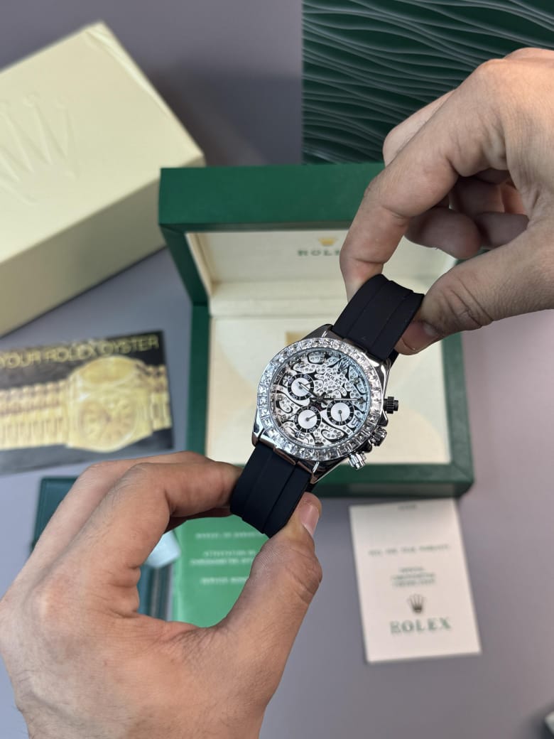 The Rolex Cosmograph Daytona Men's White Gold With Dimond Bazel Dial Original Stainless Steel Watch ✨ maurya watch