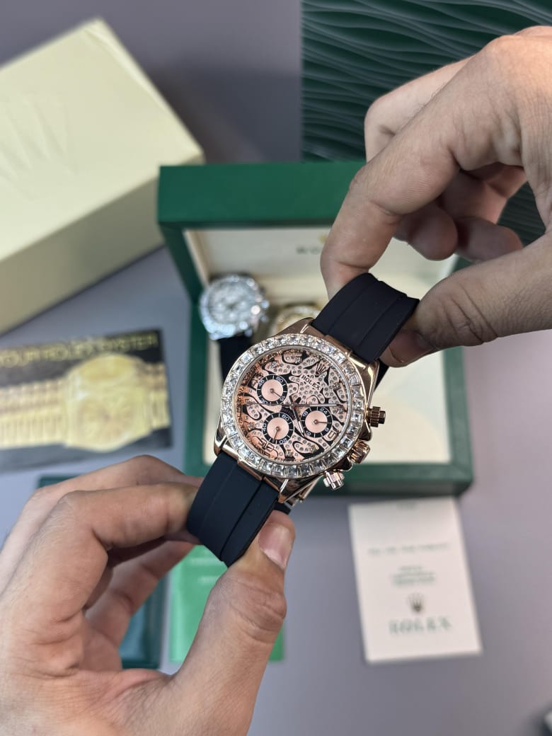 The Rolex Cosmograph Daytona Men's White Gold With Dimond Bazel Dial Original Stainless Steel Watch ✨ maurya watch