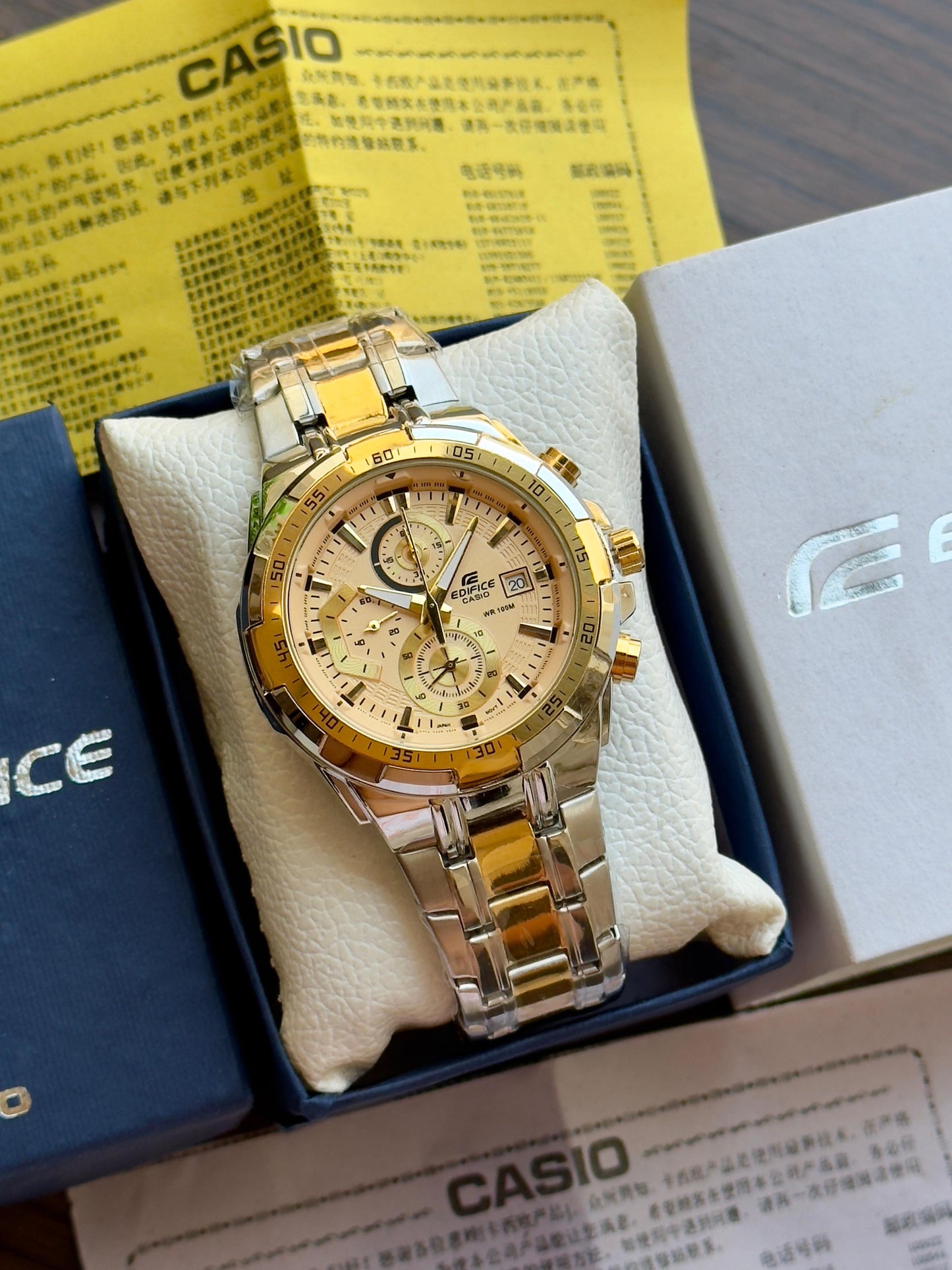 This Casio Edifice watch exudes luxury and sophistication with its stunning finish and intricate chronograph detailing! maurya watch