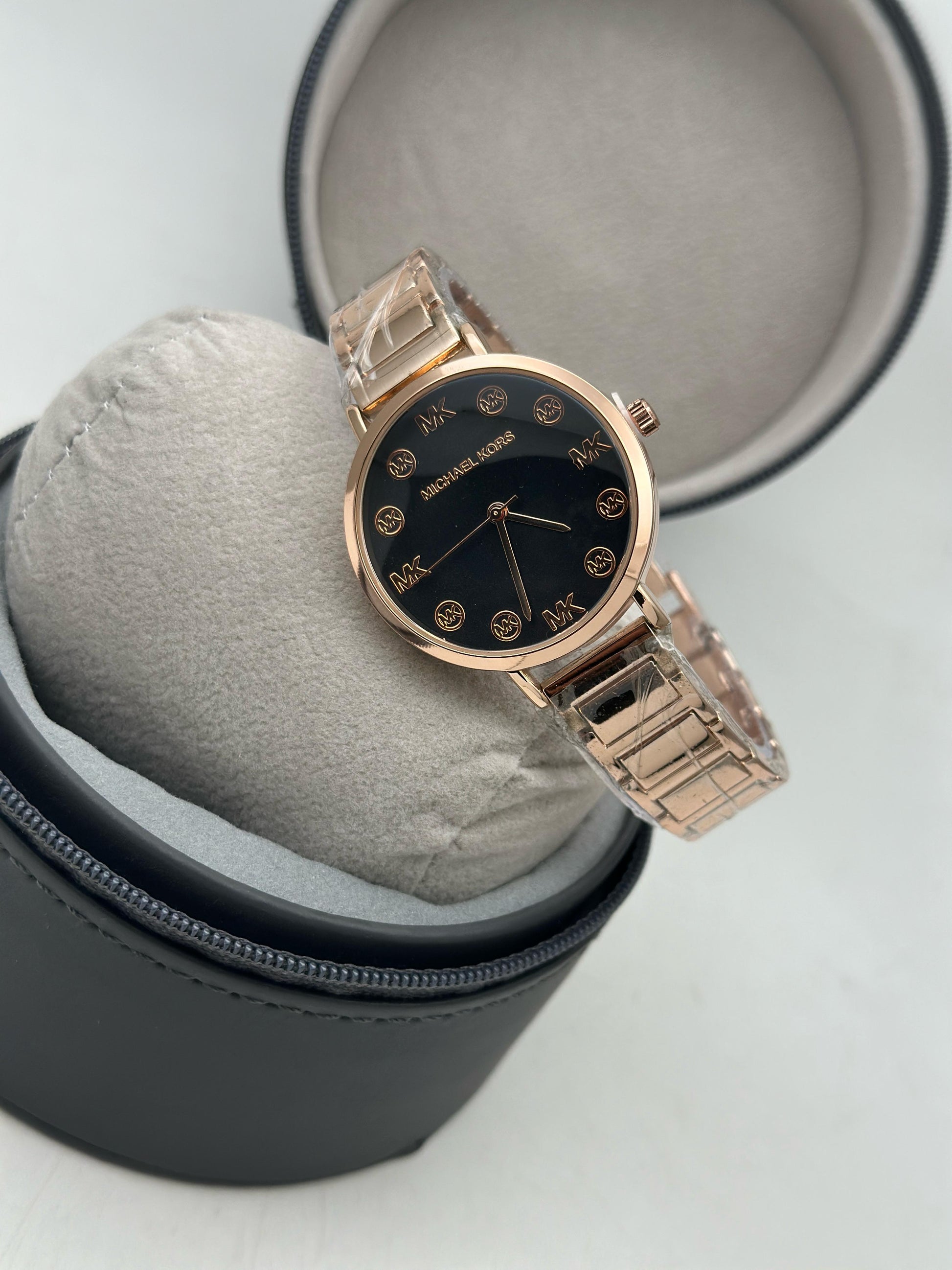 Michael Kors Rose Gold Quartz Movement maurya watch
