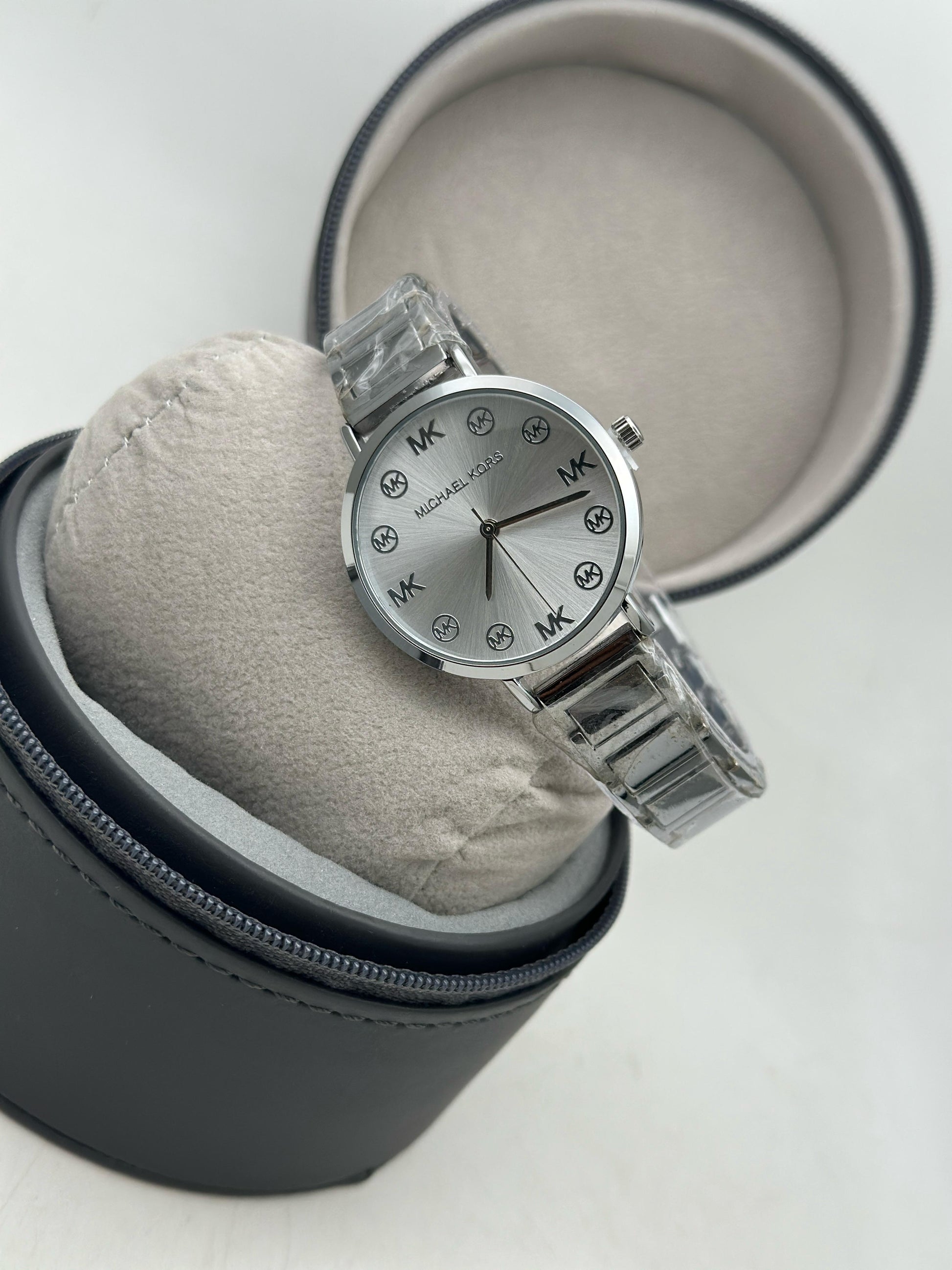 Michael Kors Rose Gold Quartz Movement maurya watch