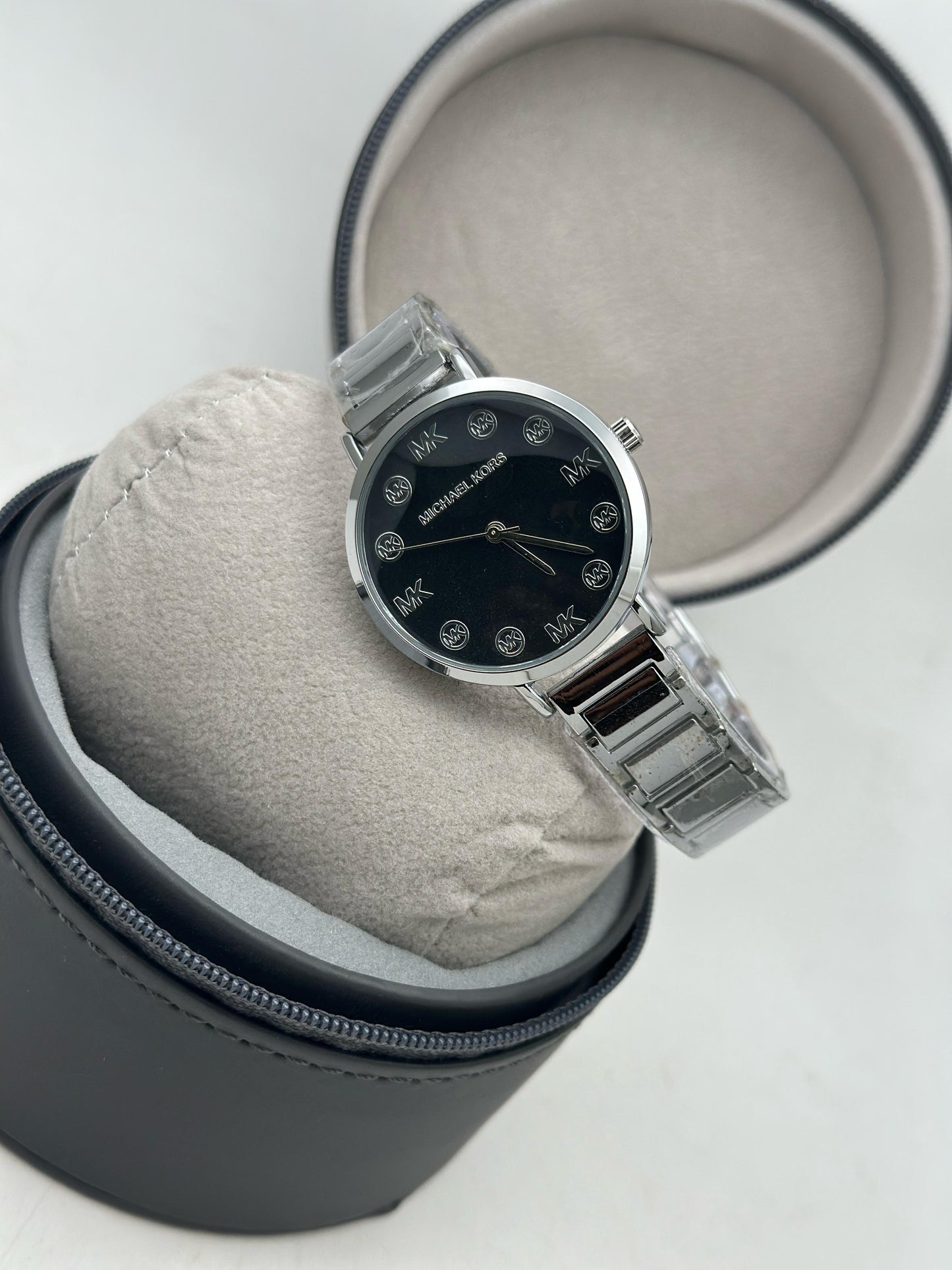 Michael Kors Rose Gold Quartz Movement maurya watch