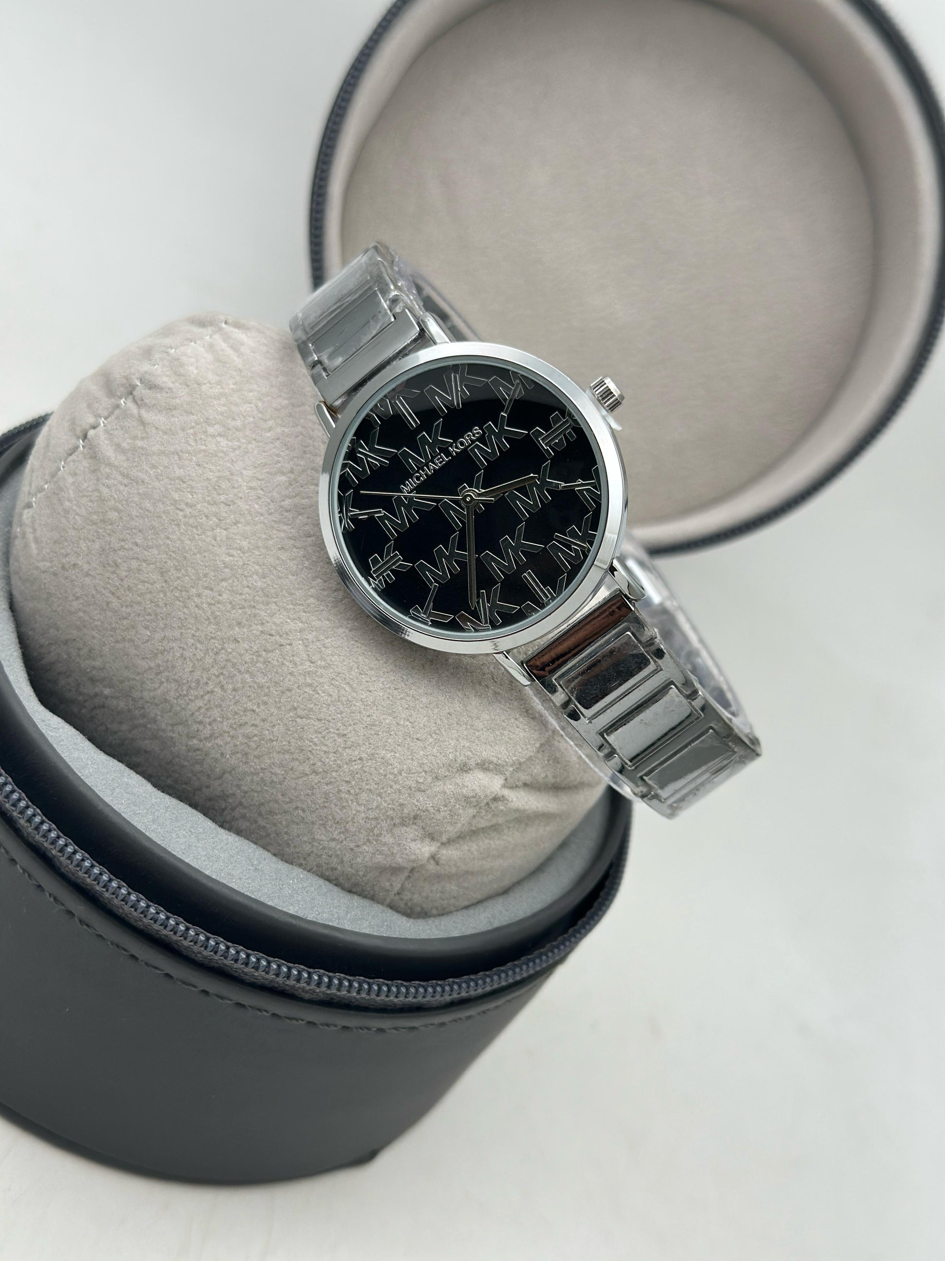 Michael Kors Rose Gold Quartz Movement maurya watch