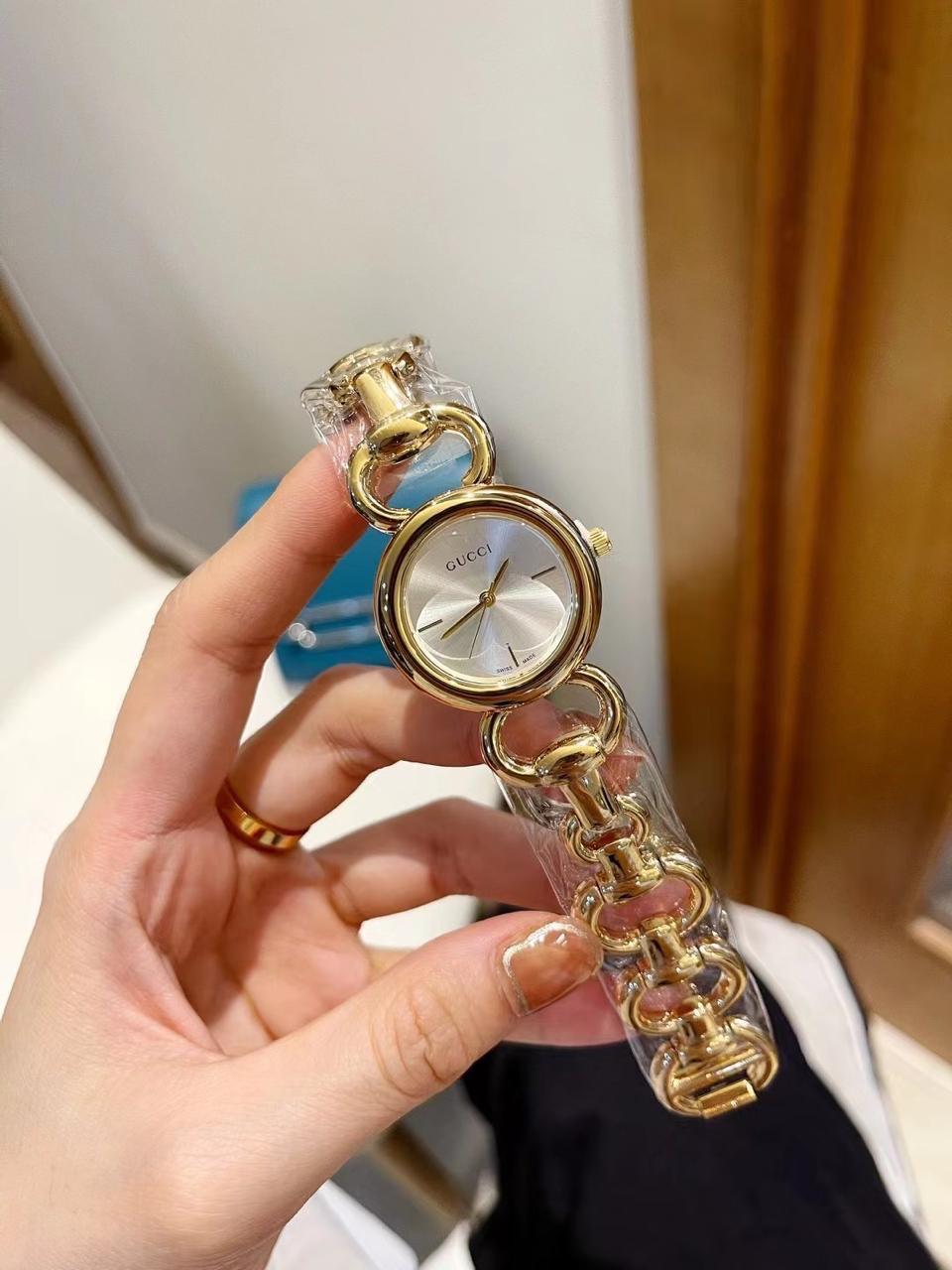Gucci Style Gold Designer First Copy Watch – Women's Quartz Movement maurya watch