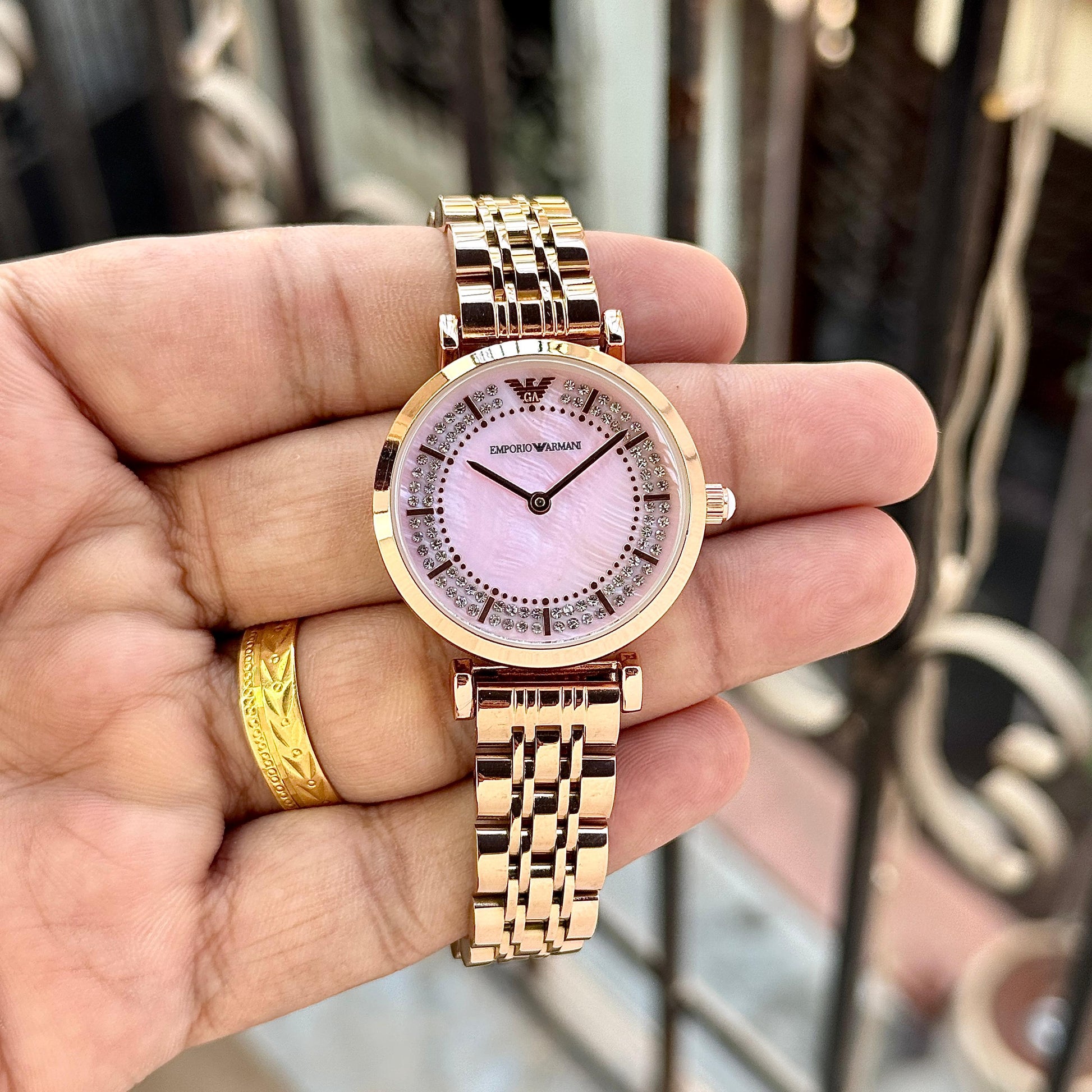 Emporio Armsni for her maurya watch