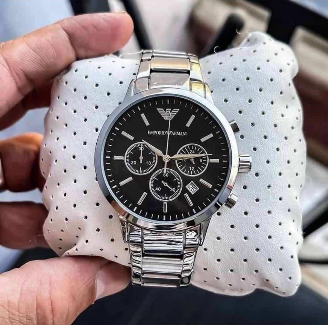 Men's stylish Emporio Armani Renato AR2453 wristwatch maurya watch