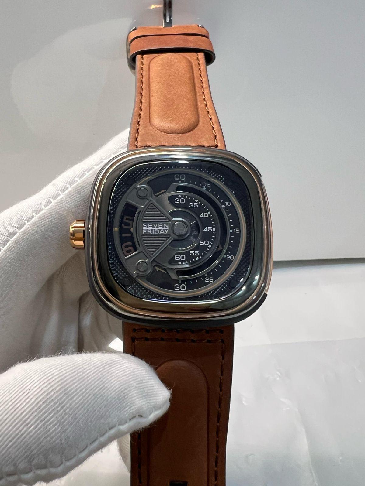 Shaven friday high quality  maurya watch